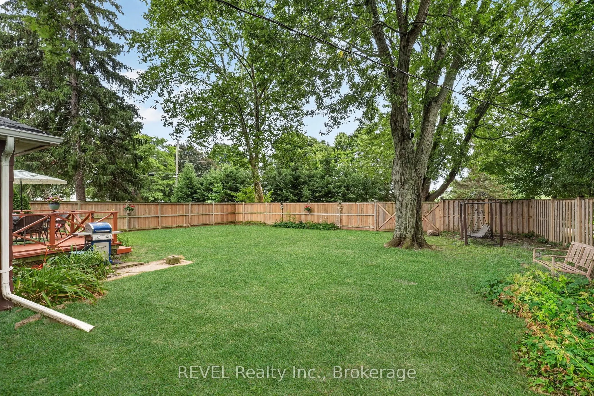 2631 THOMPSON Road