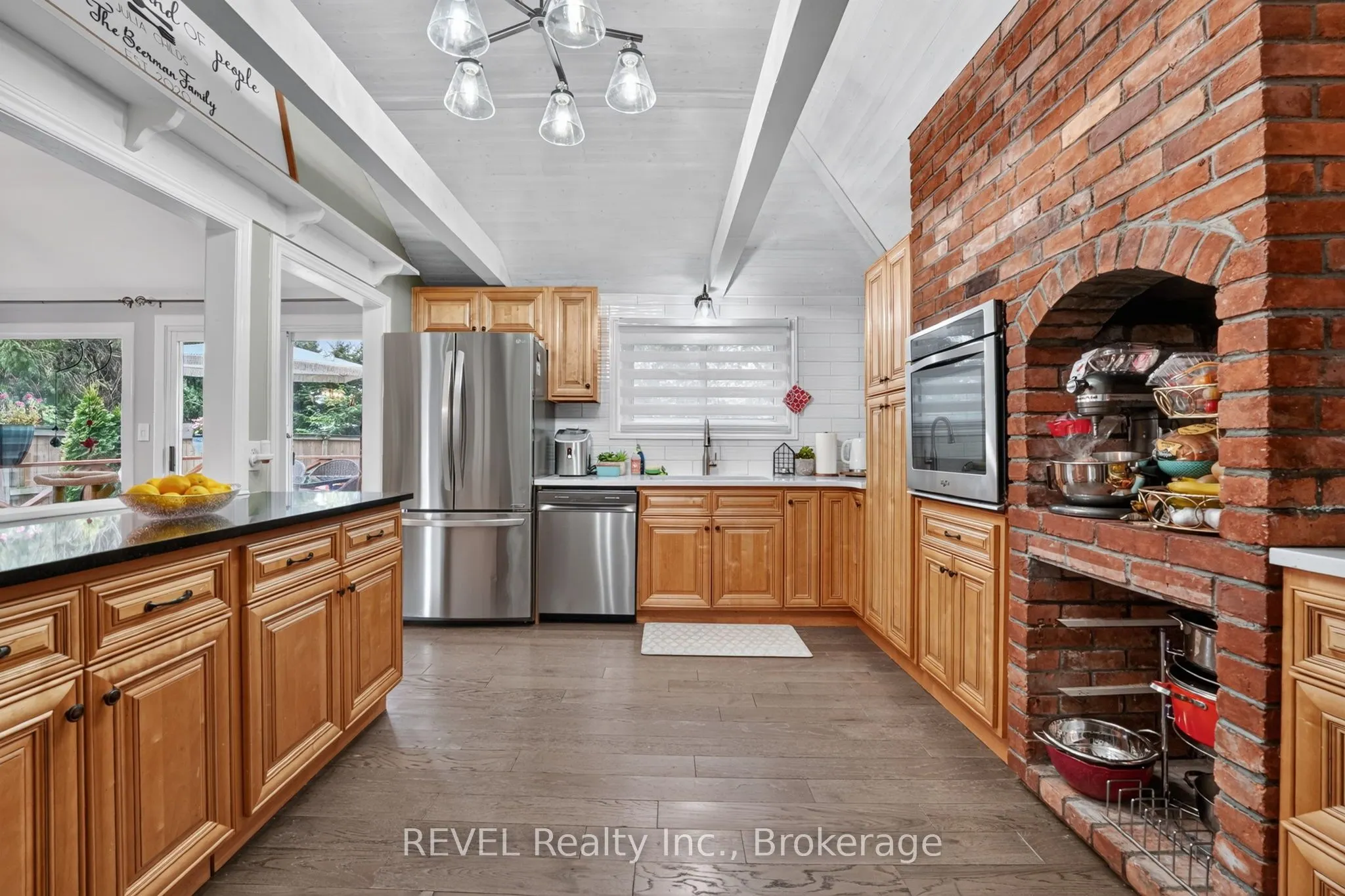 2631 THOMPSON Road