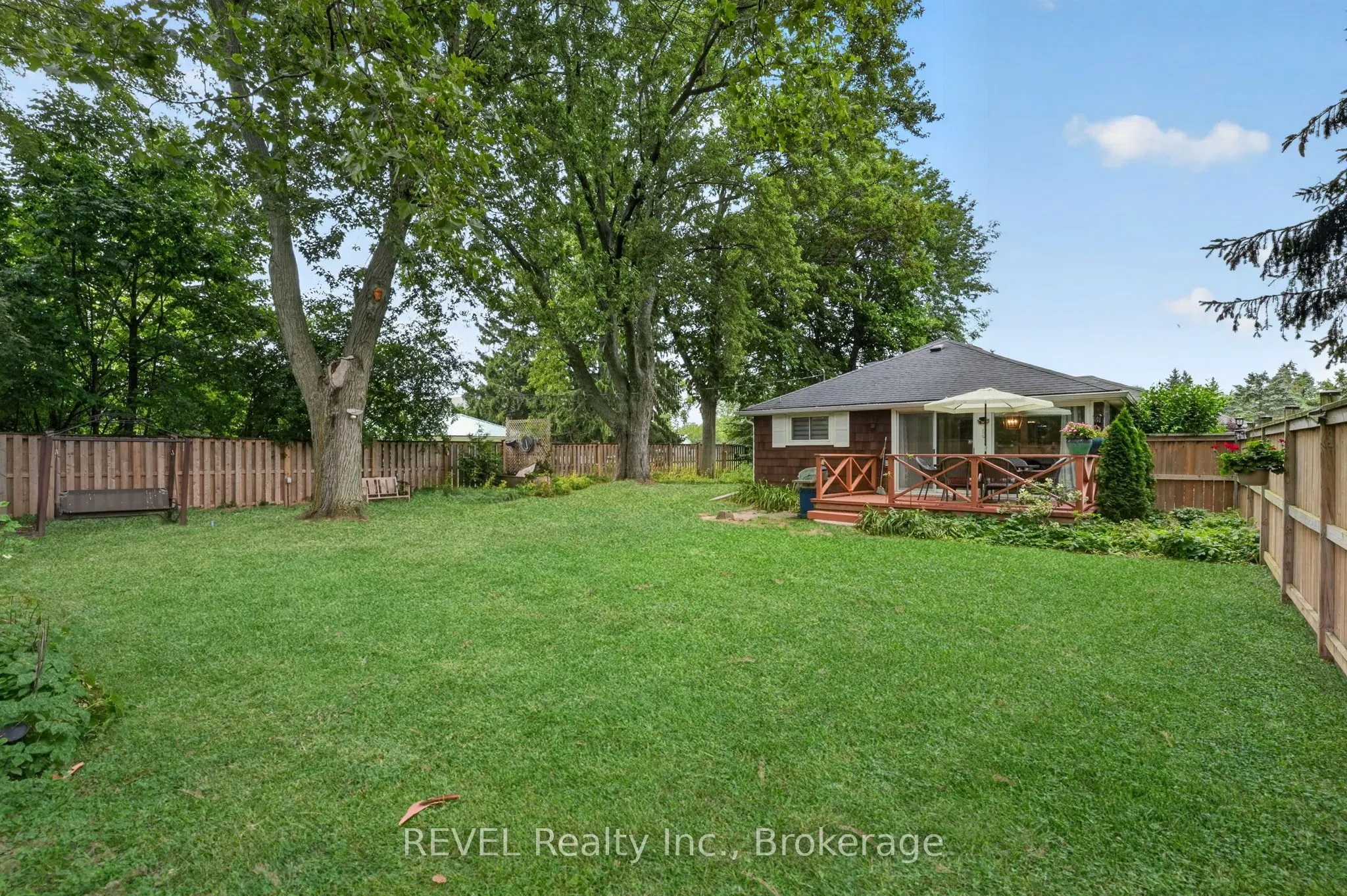 2631 THOMPSON Road