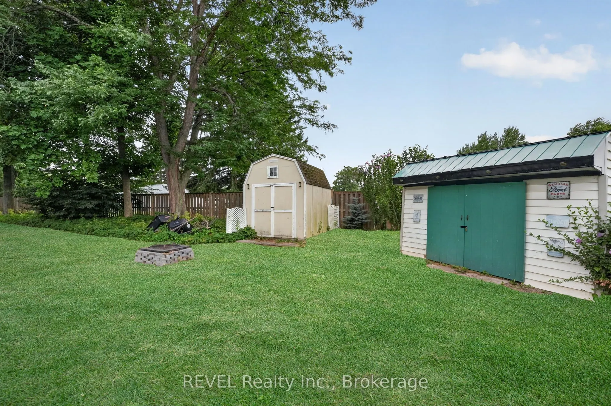 2631 THOMPSON Road
