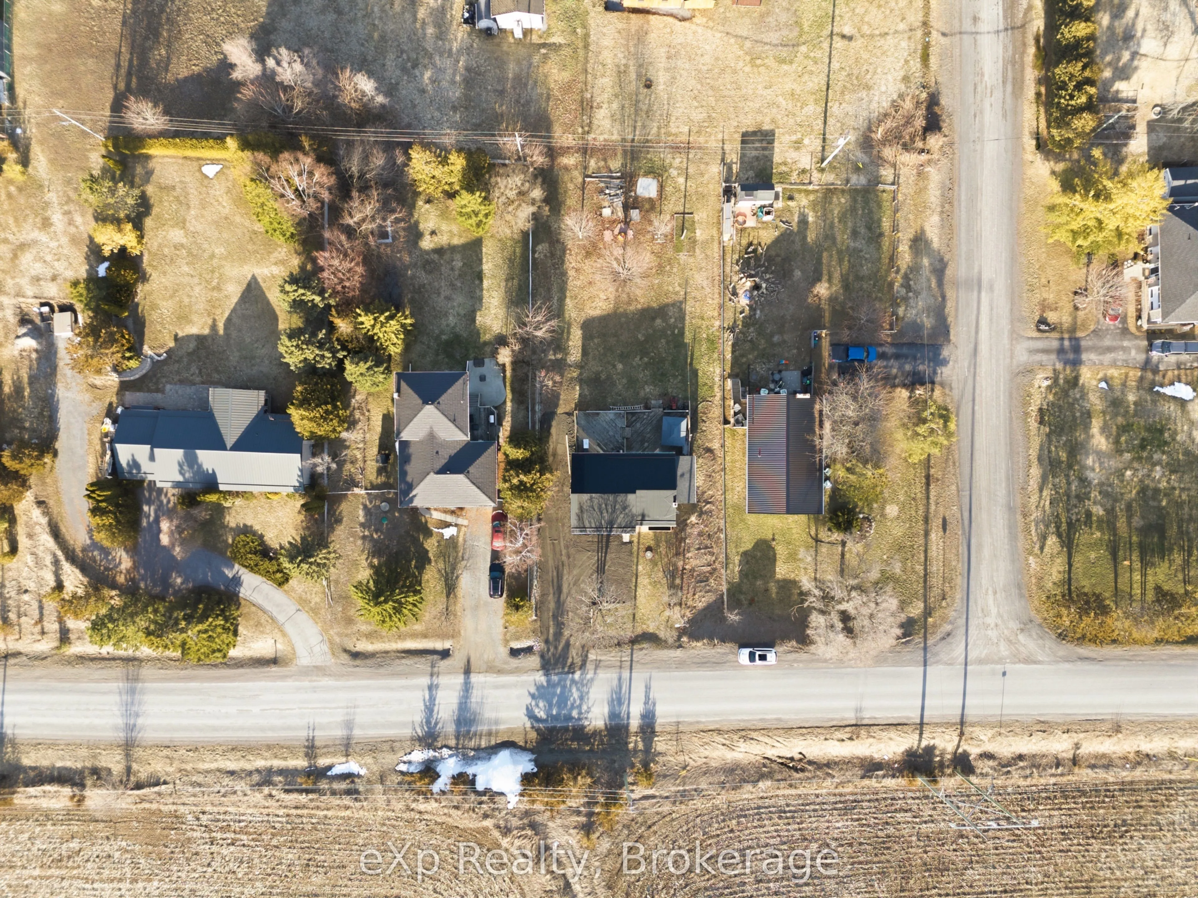 696 Whites Road