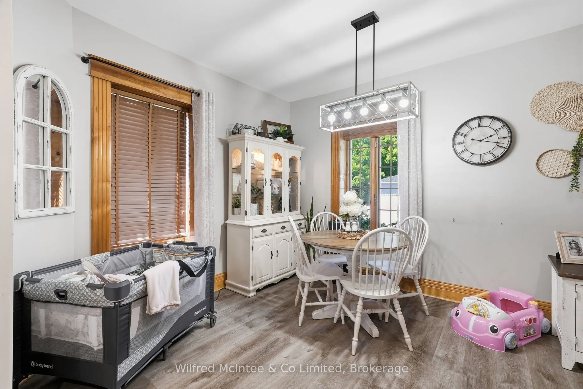 27 5th Street NW