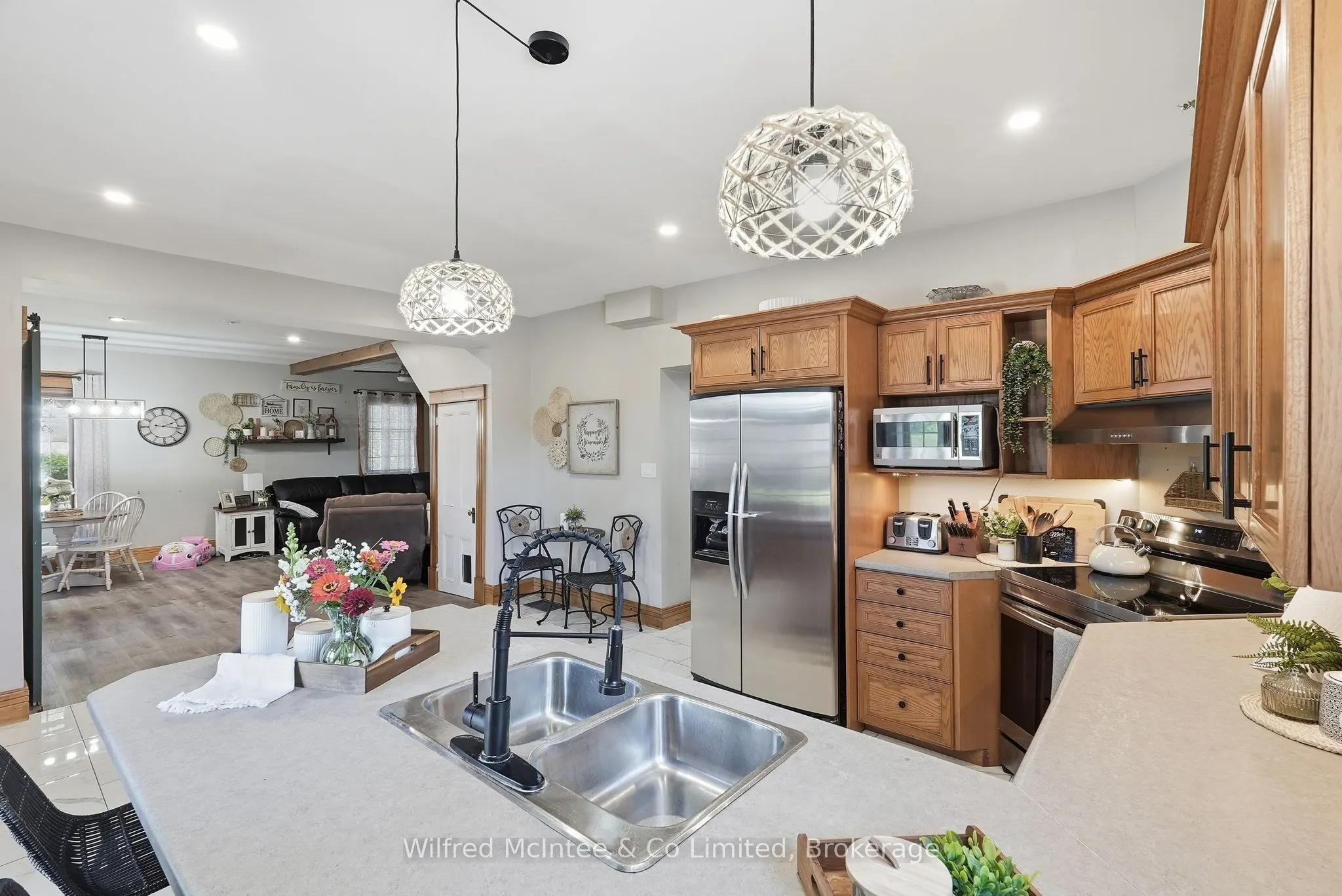 27 5th Street NW