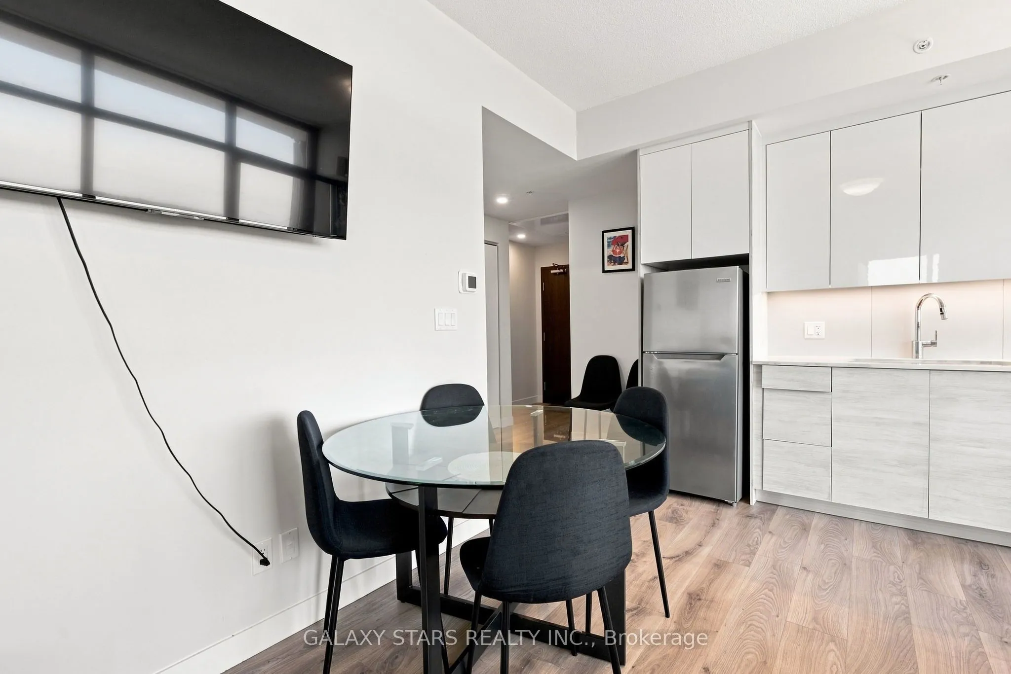 60 Frederick Street #1614
