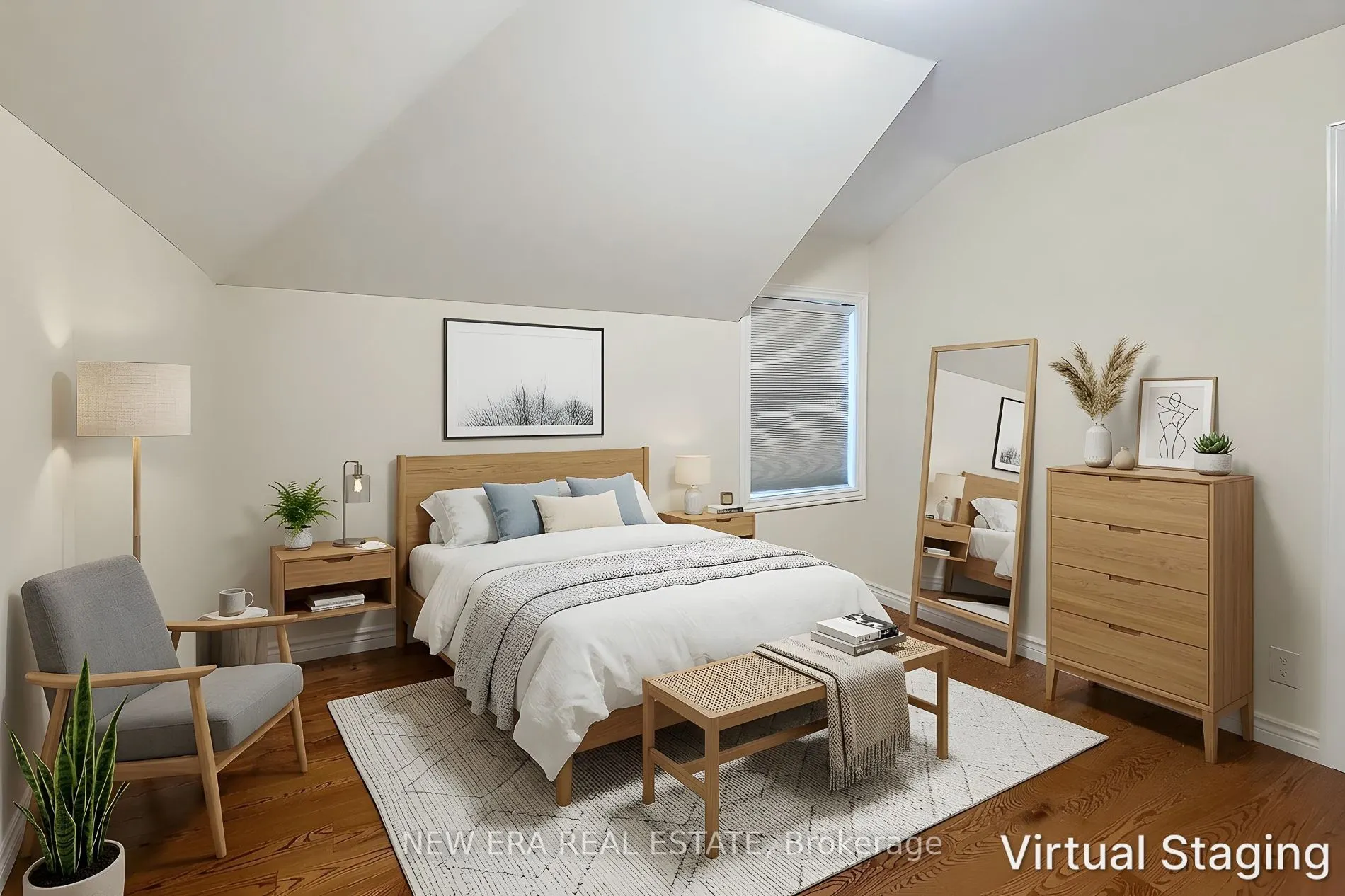 319 King Street W