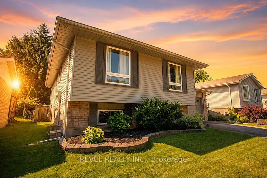 27 Myrtleville Drive