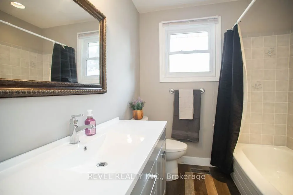 27 Myrtleville Drive