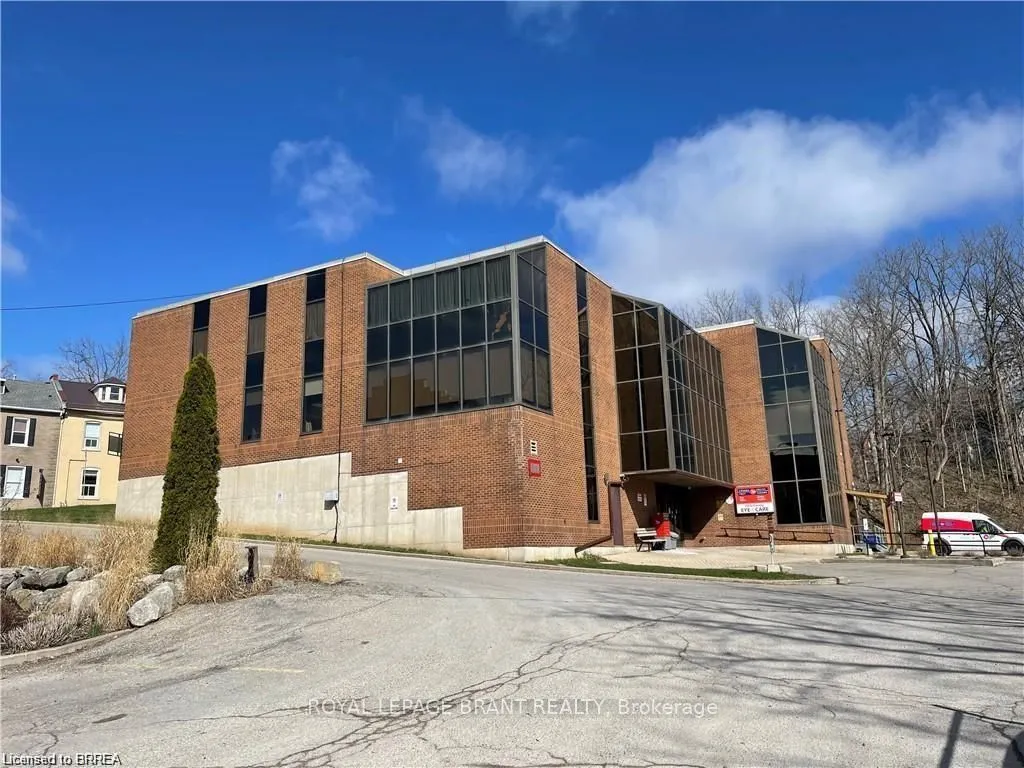 139 Grand River Street N #102