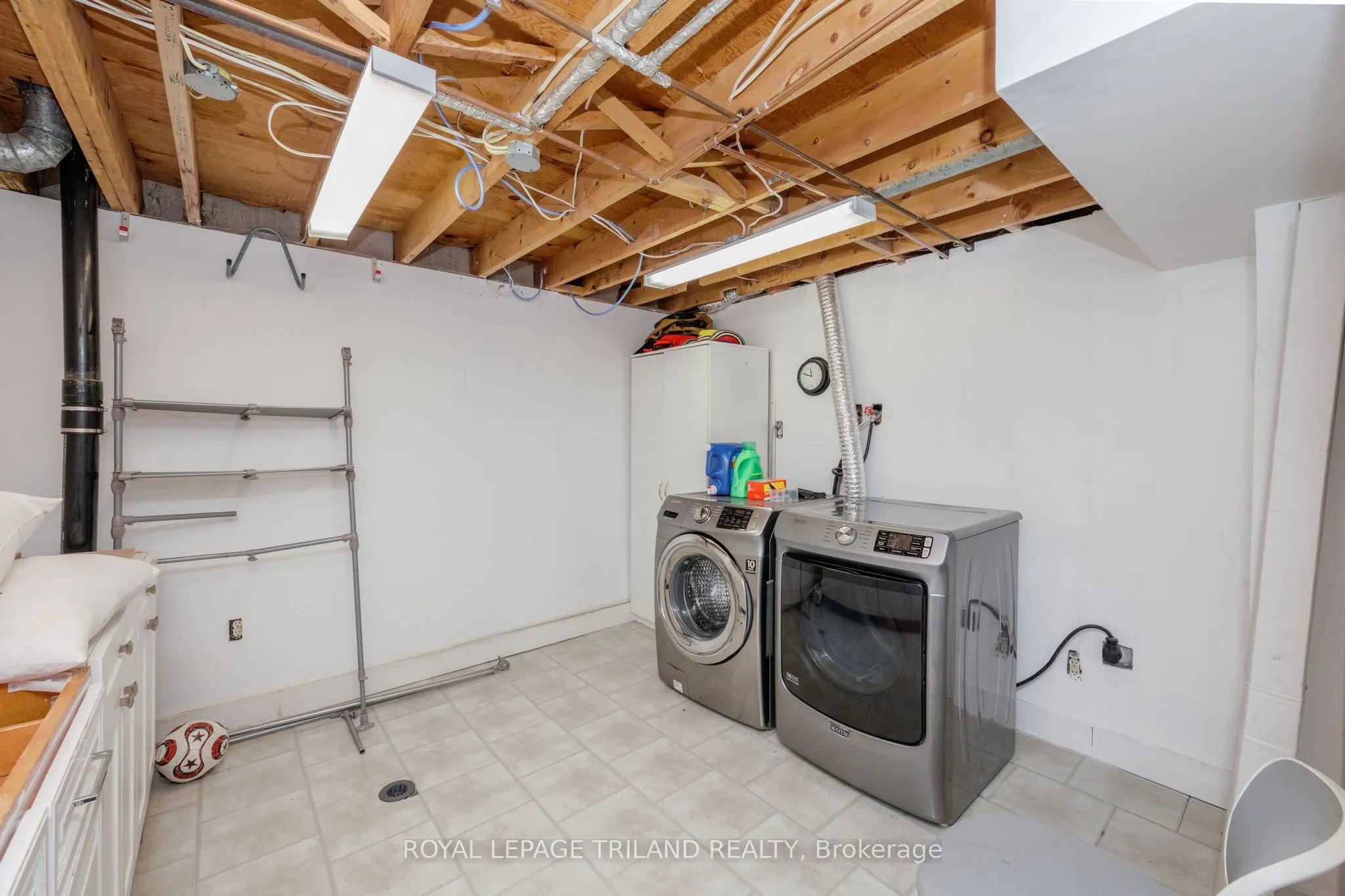 711 OSGOODE Drive #43