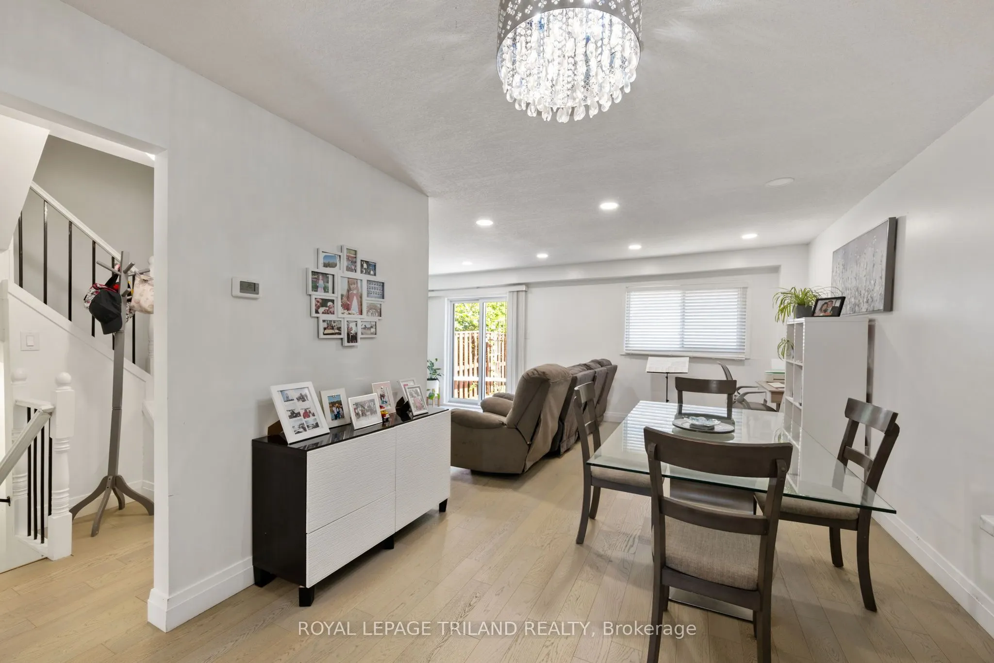 711 OSGOODE Drive #43