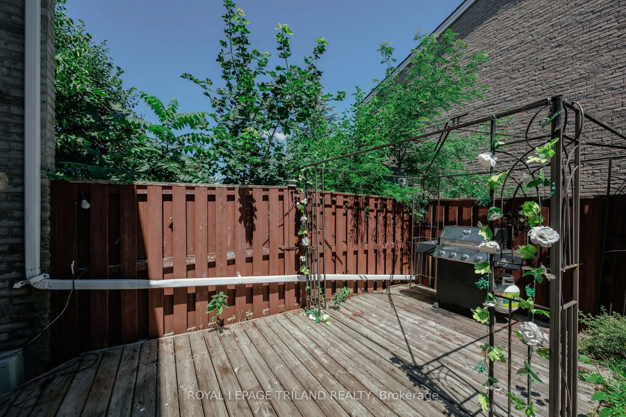 711 OSGOODE Drive #43