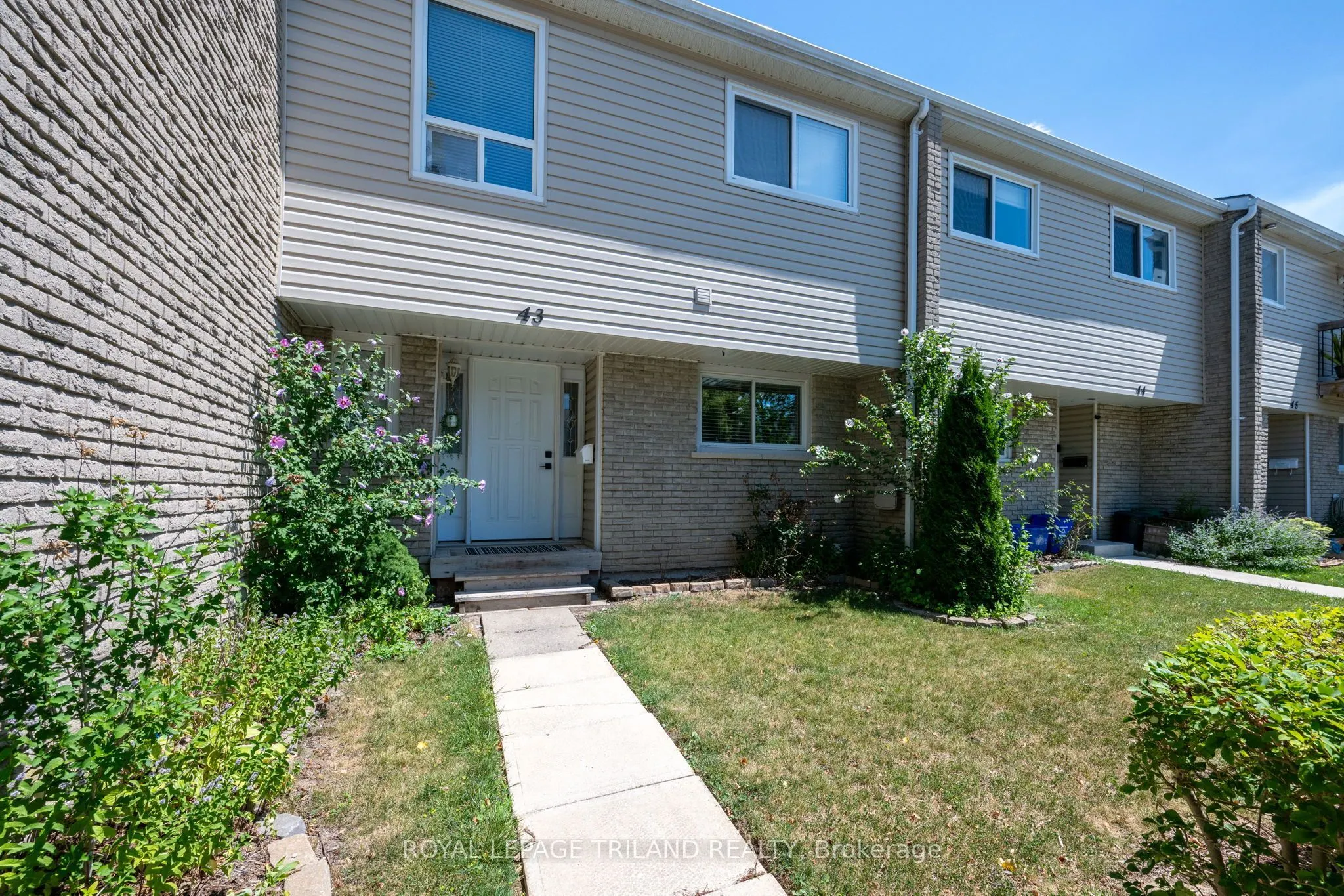 711 OSGOODE Drive #43