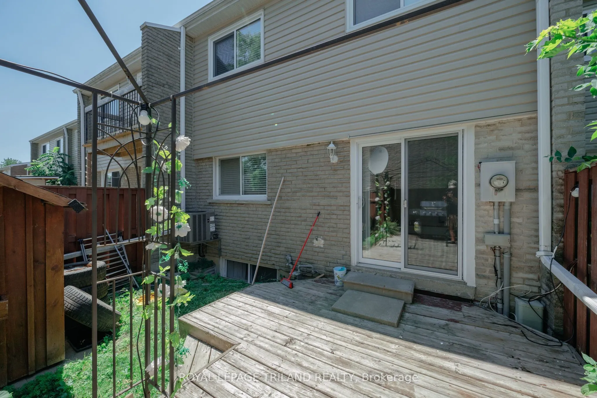 711 OSGOODE Drive #43