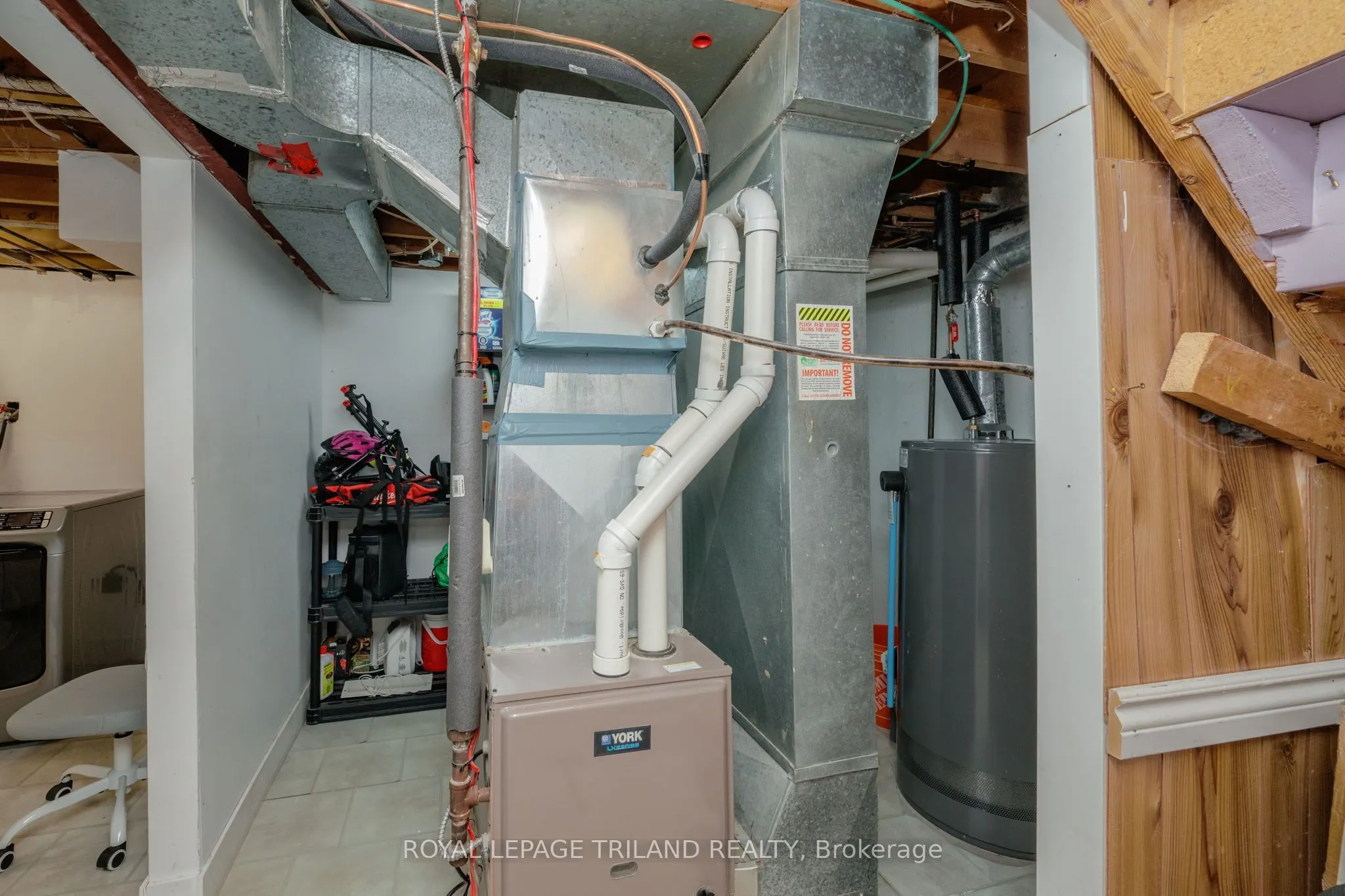 711 OSGOODE Drive #43