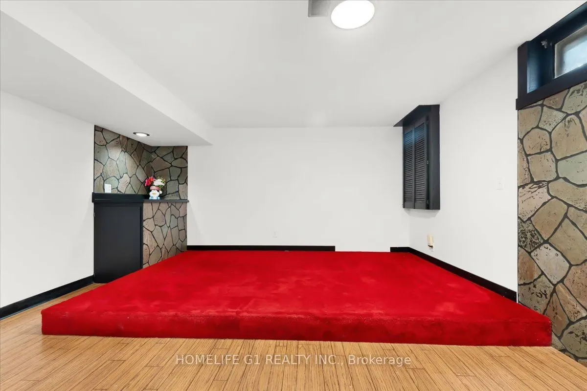 19 Milton Avenue W