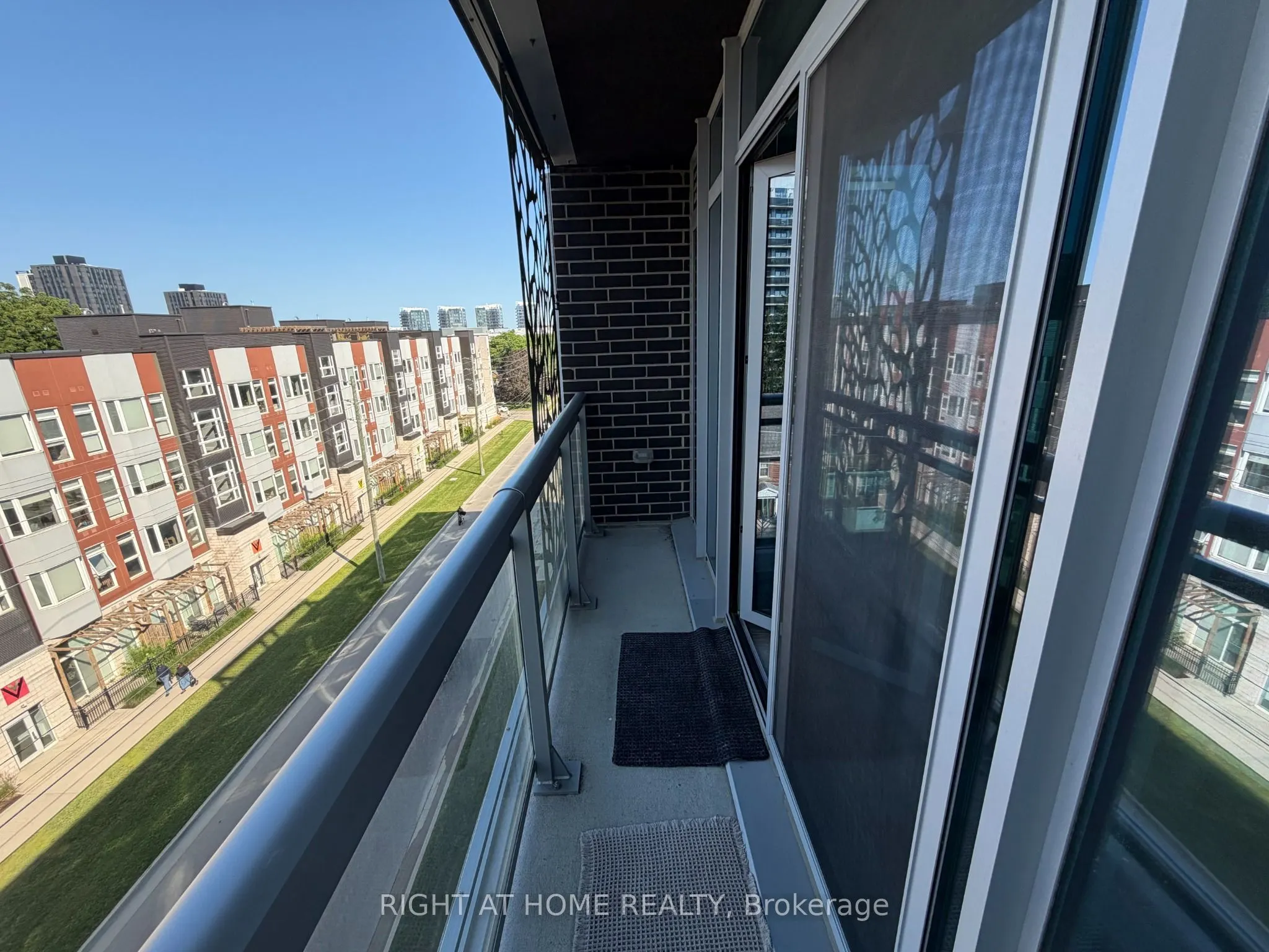 250 Albert Street #713