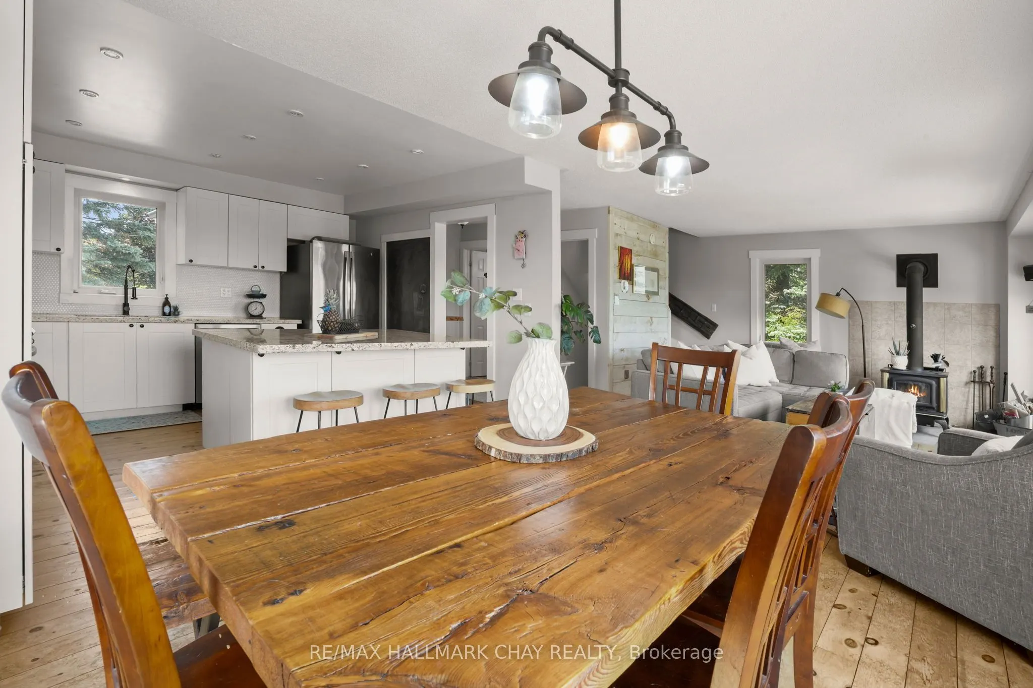 8 Lloyd's Traverse Crescent