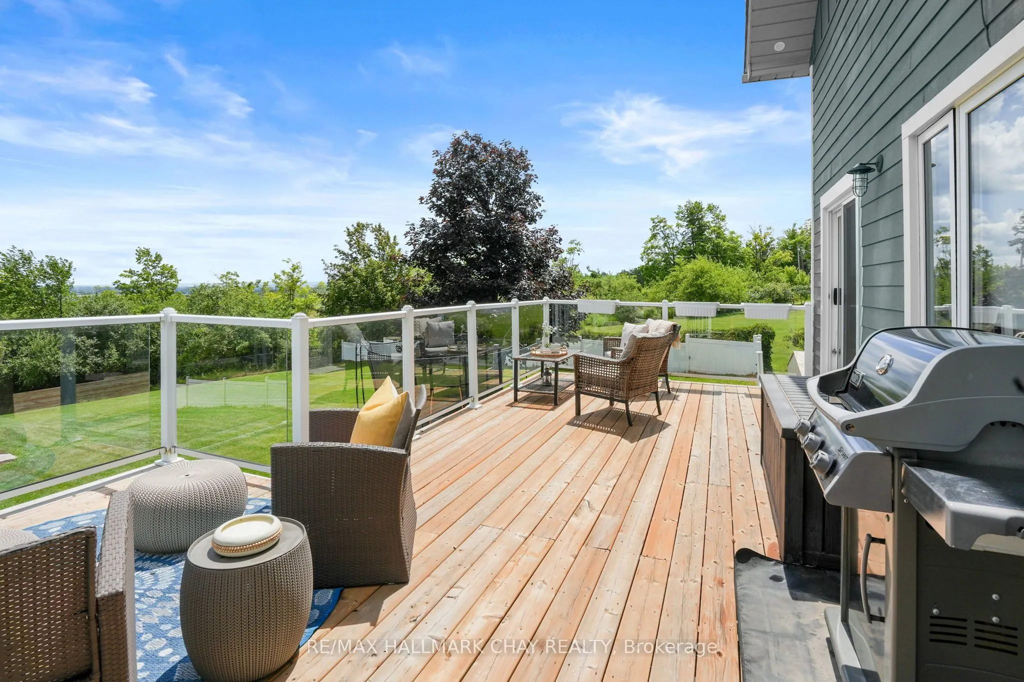 8 Lloyd's Traverse Crescent