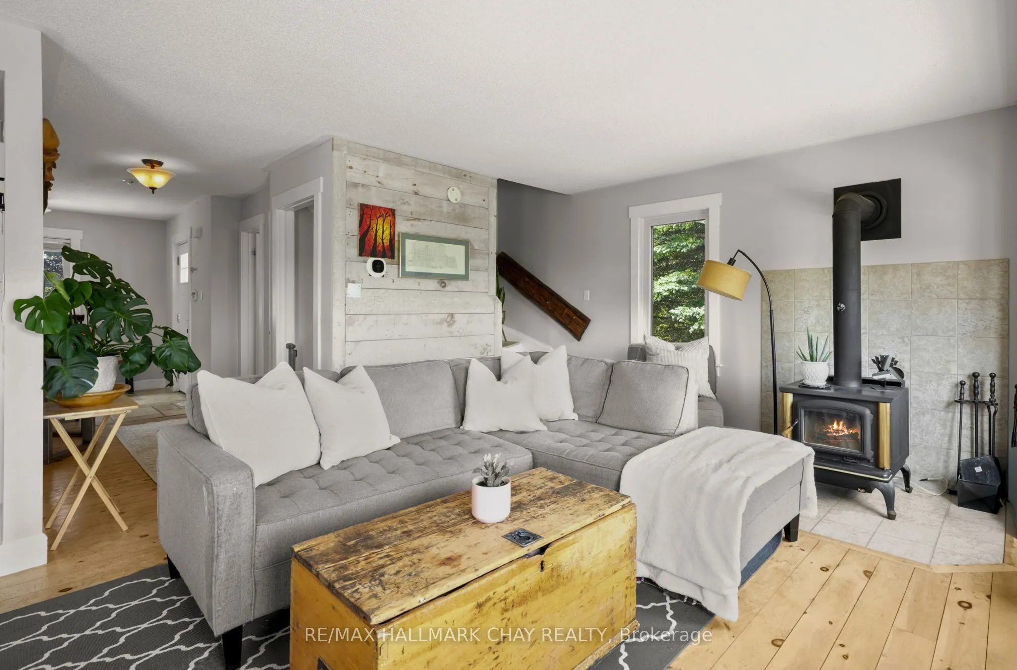 8 Lloyd's Traverse Crescent