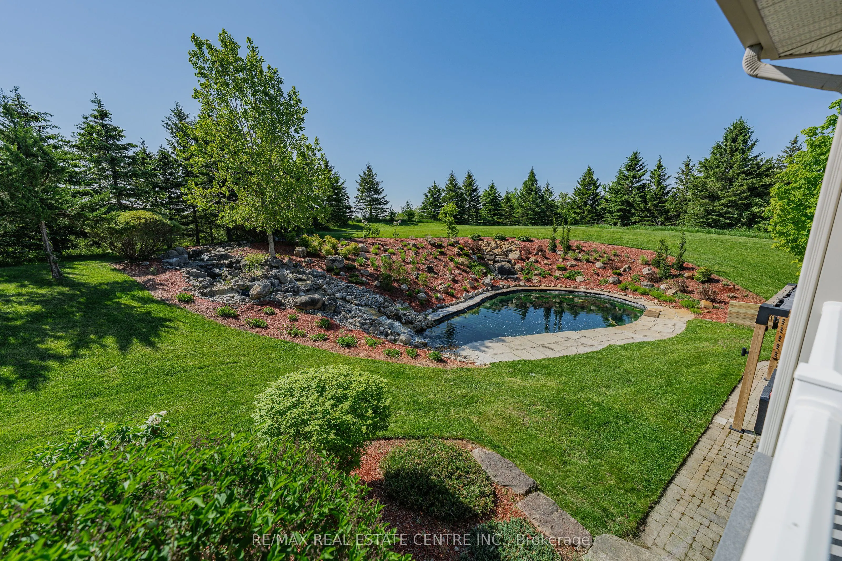 6805 CONCESSION 2