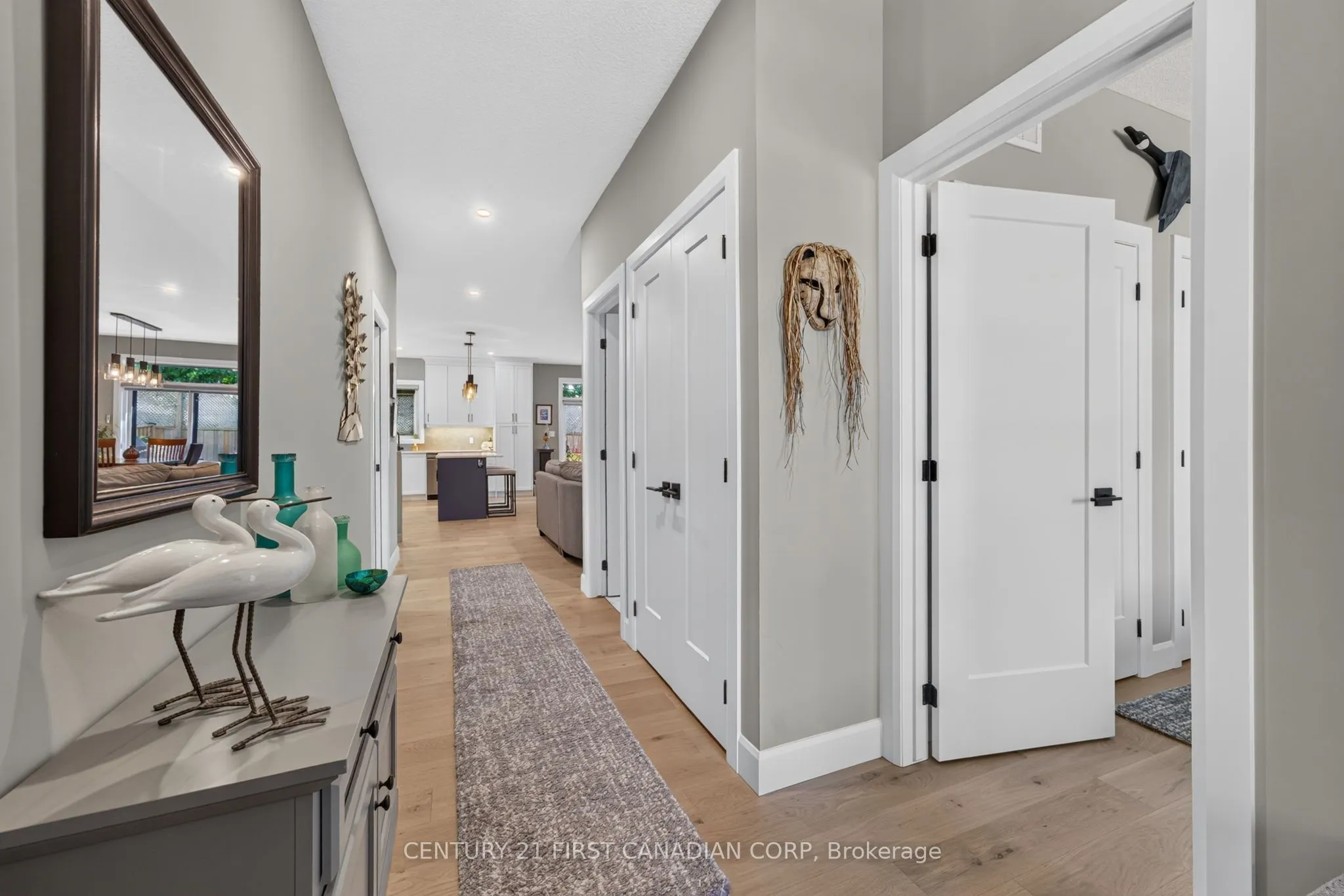 430 Head Street N #18