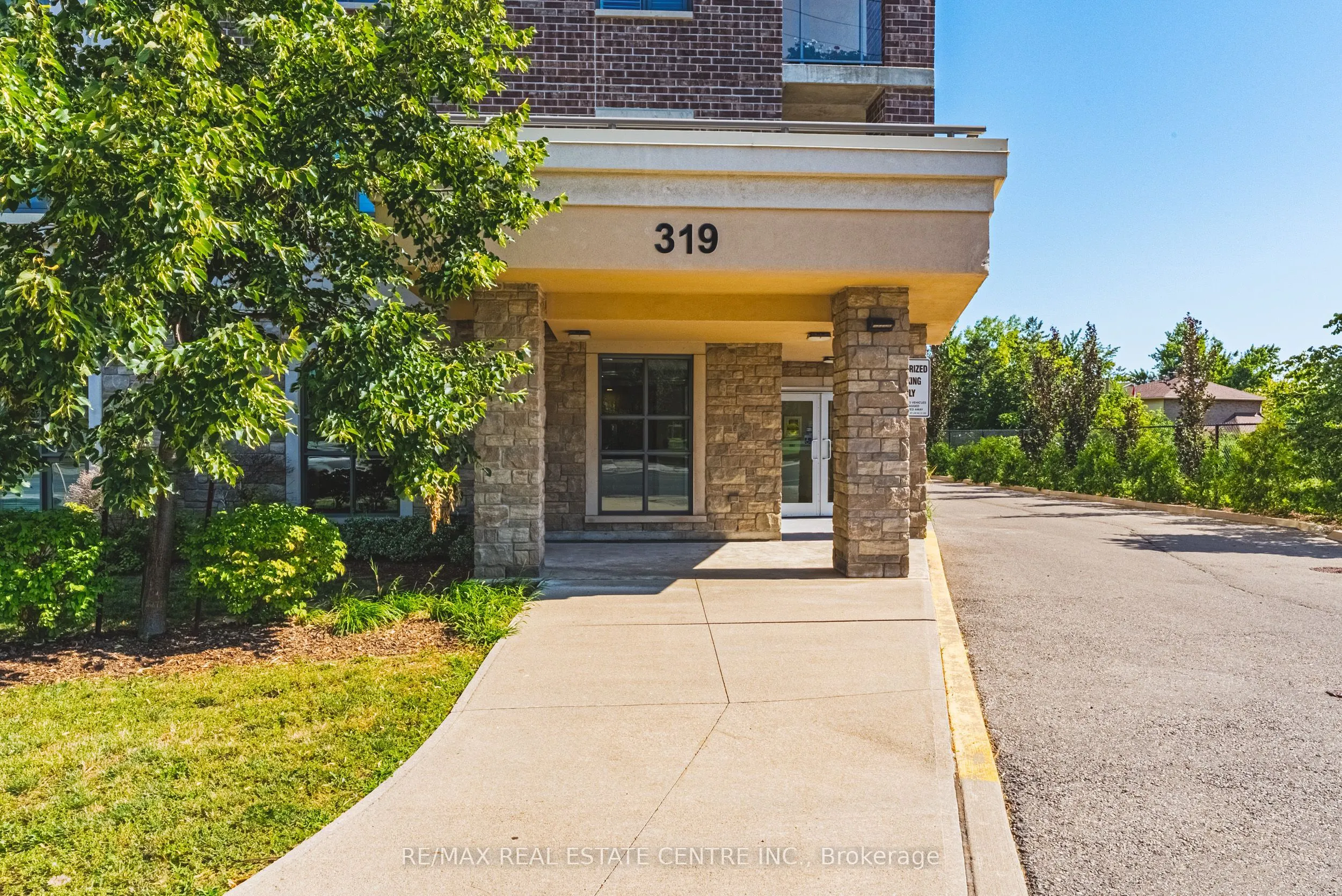 319 Highway 8 Road ##308