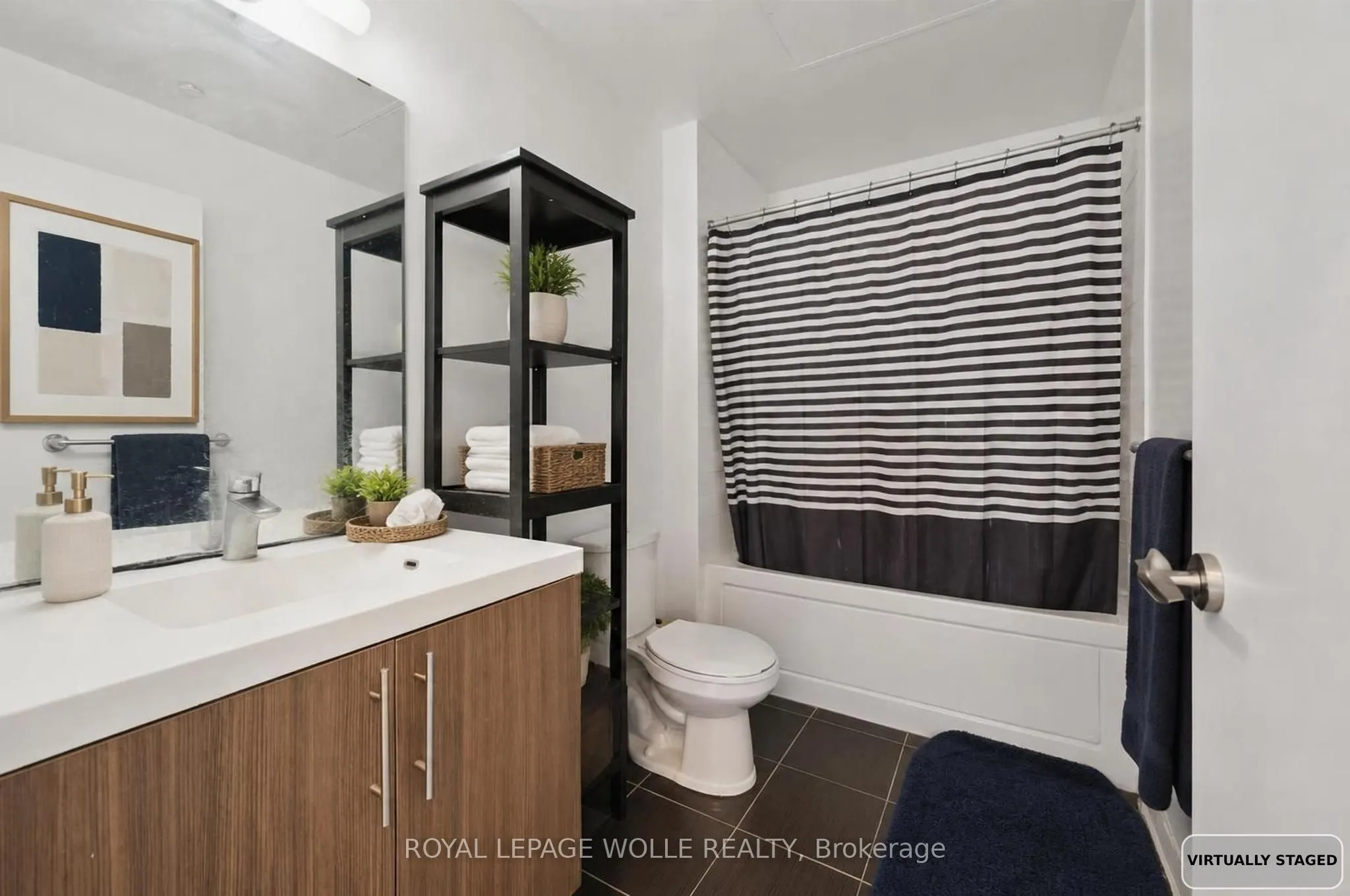 85 Duke Street W #1707
