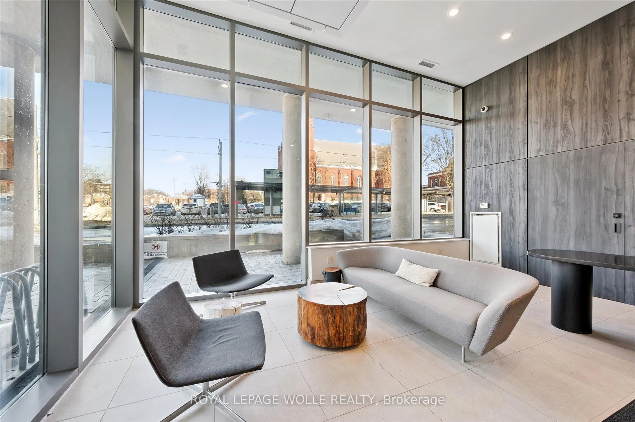 85 Duke Street W #1707