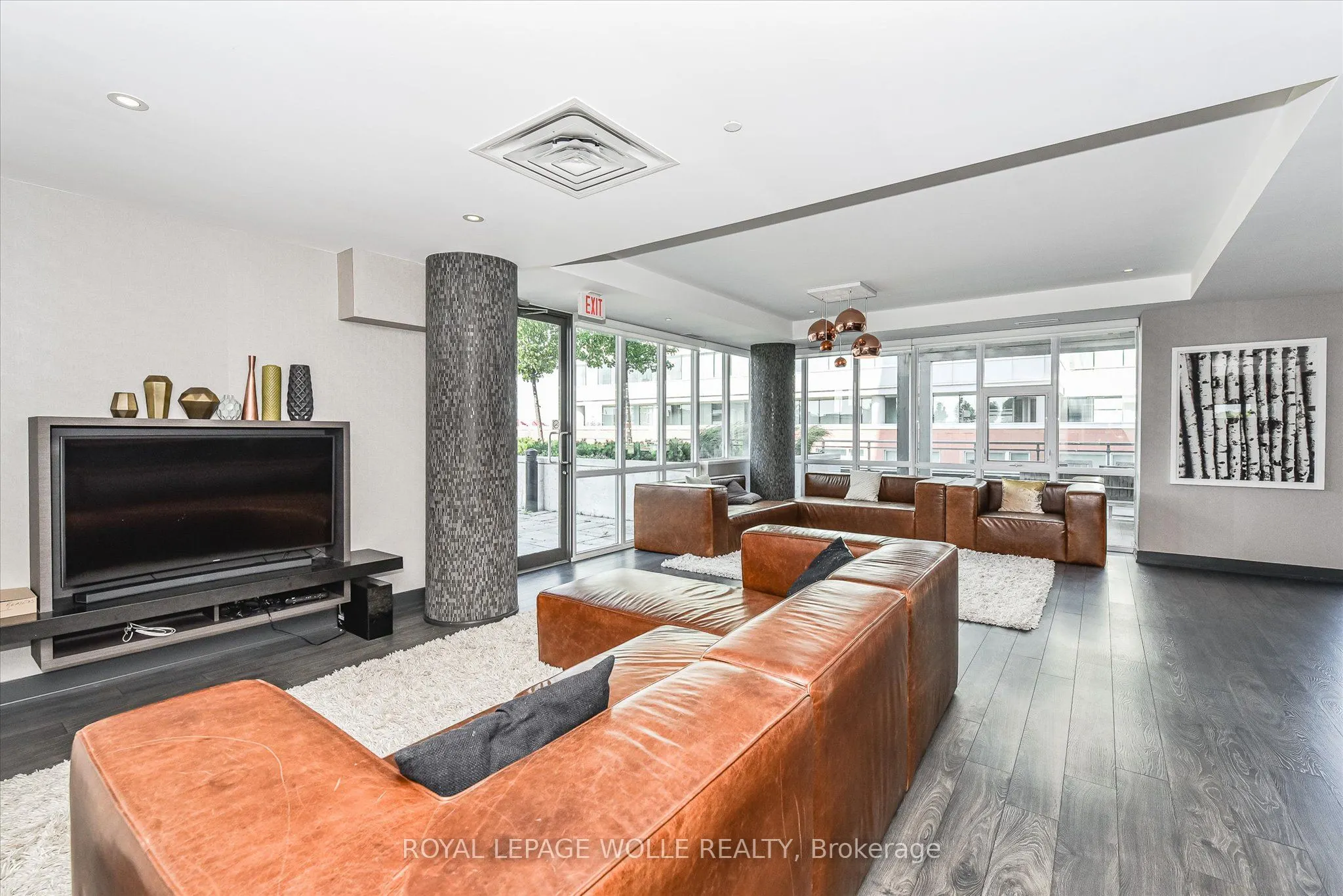 85 Duke Street W #1707