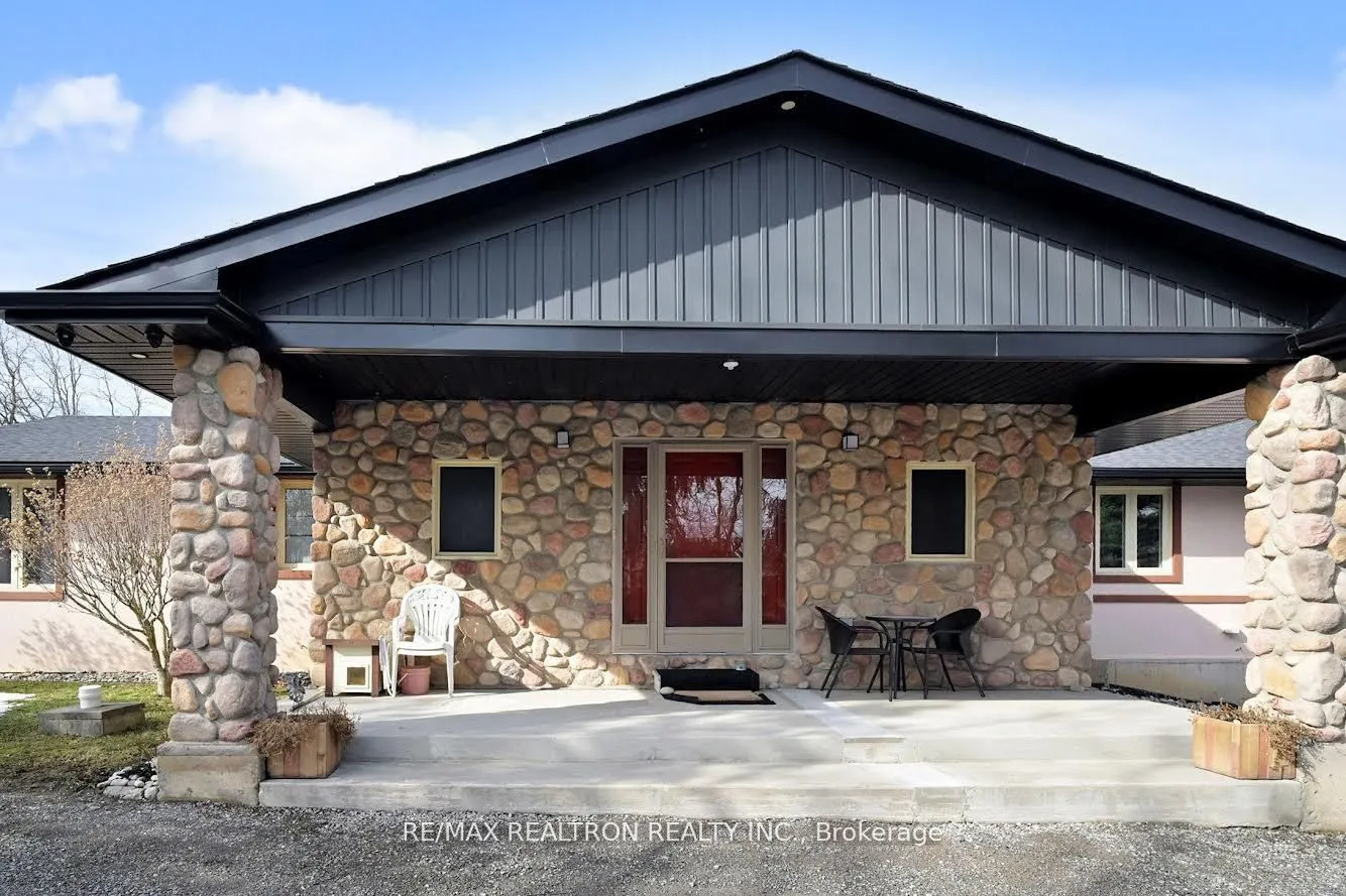 709 Roland Road
