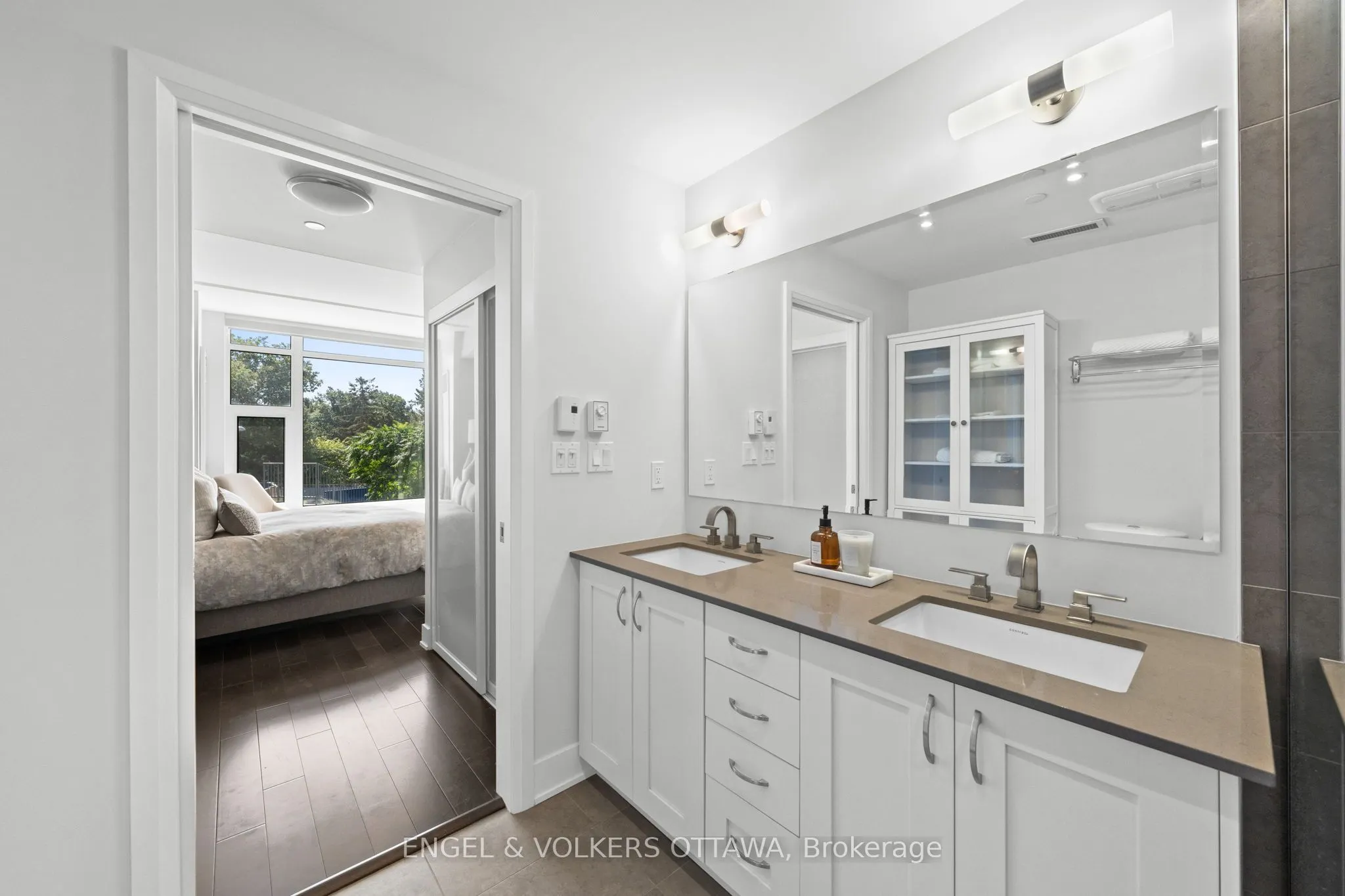 1035 Bank Street #110