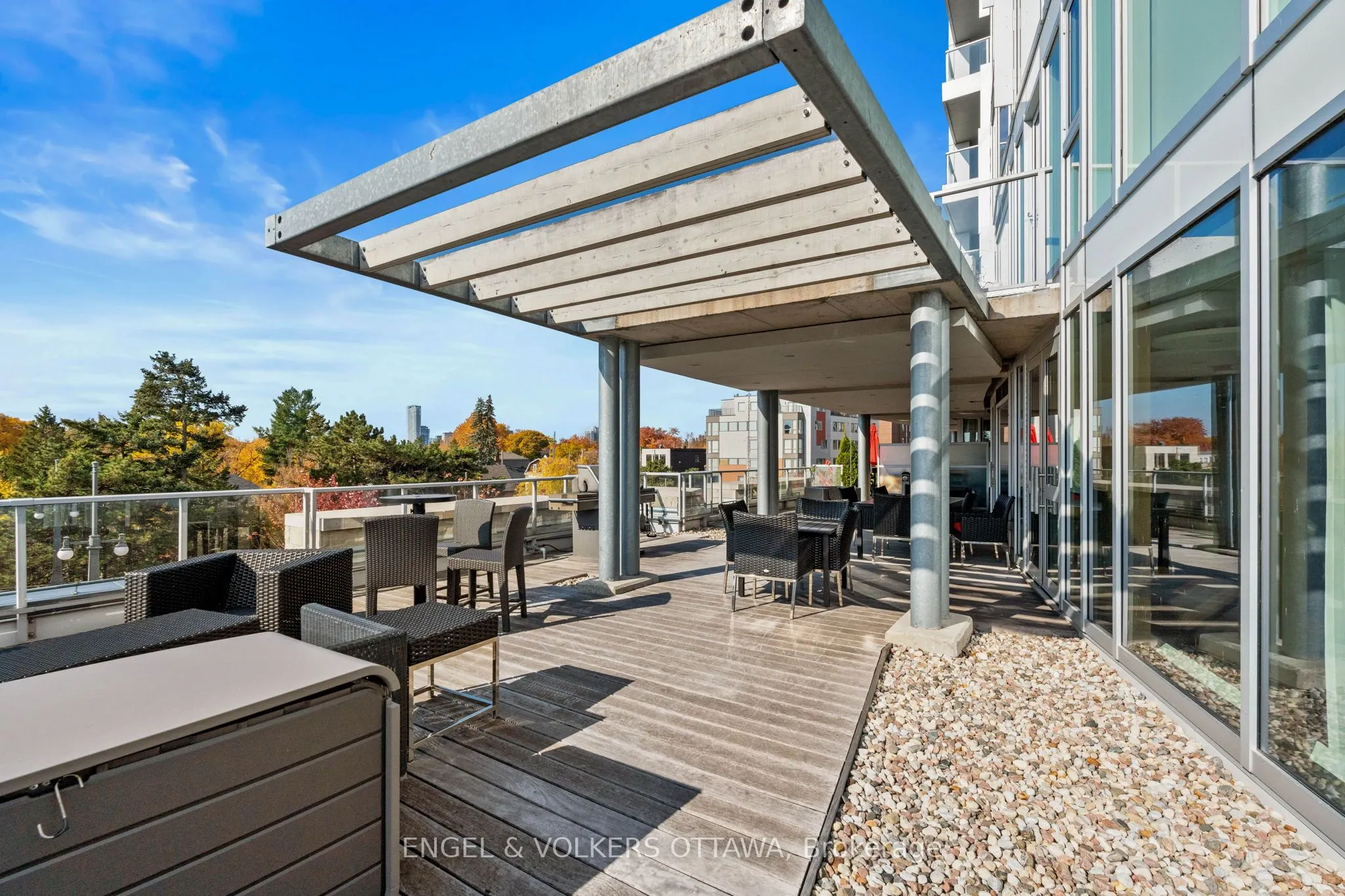 1035 Bank Street #110