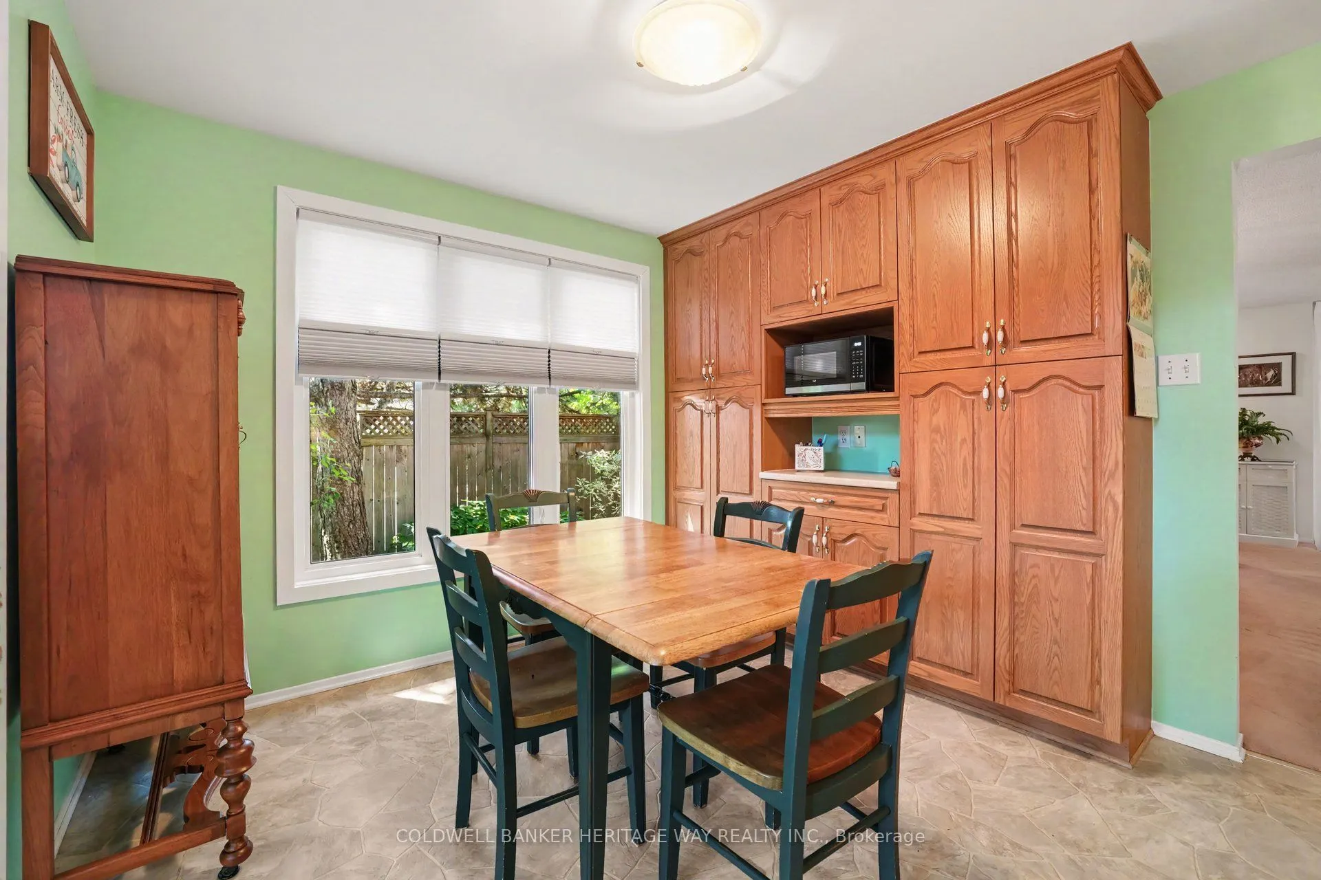 45 Shadetree Crescent
