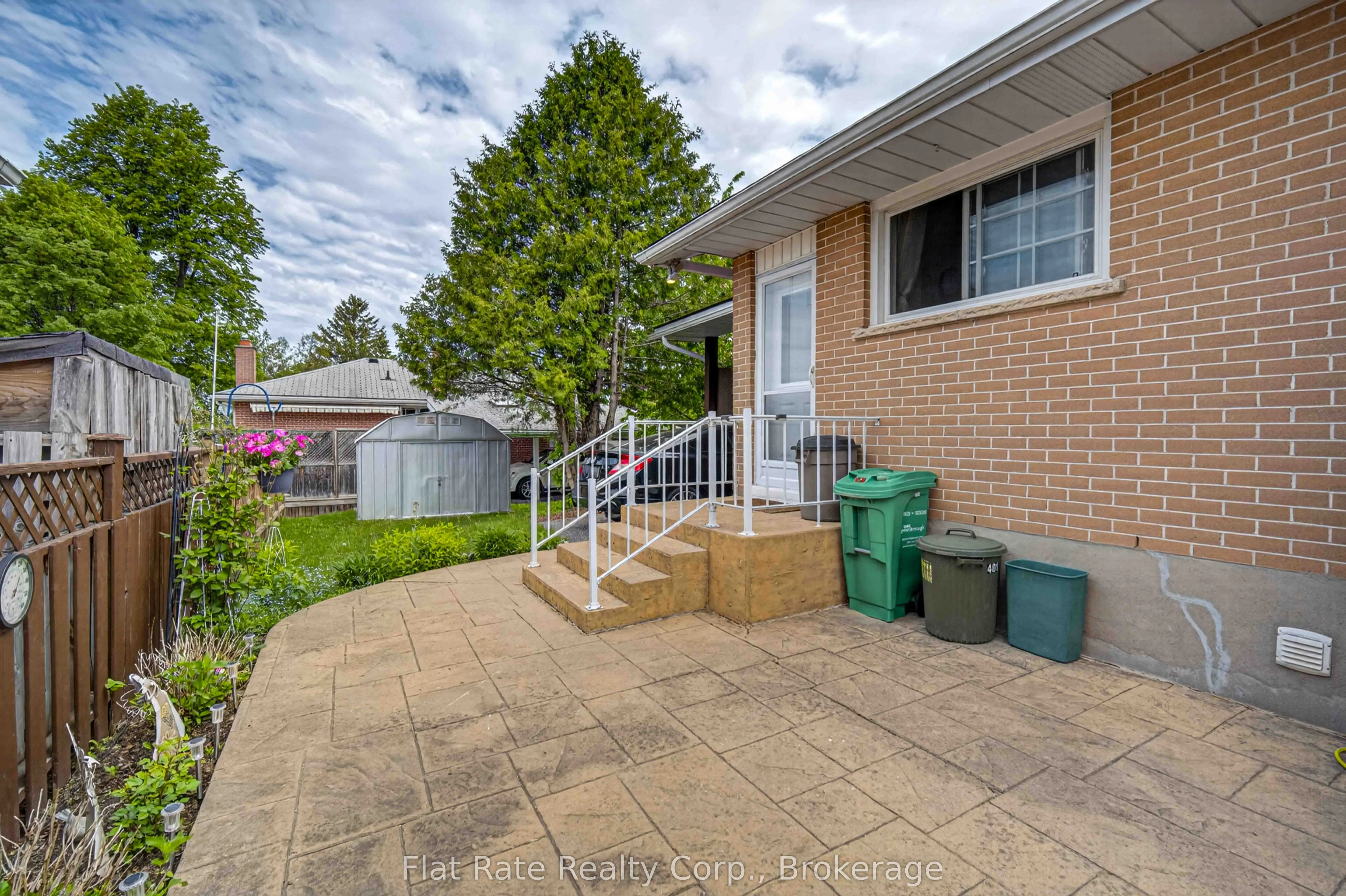 481 BARKER Avenue