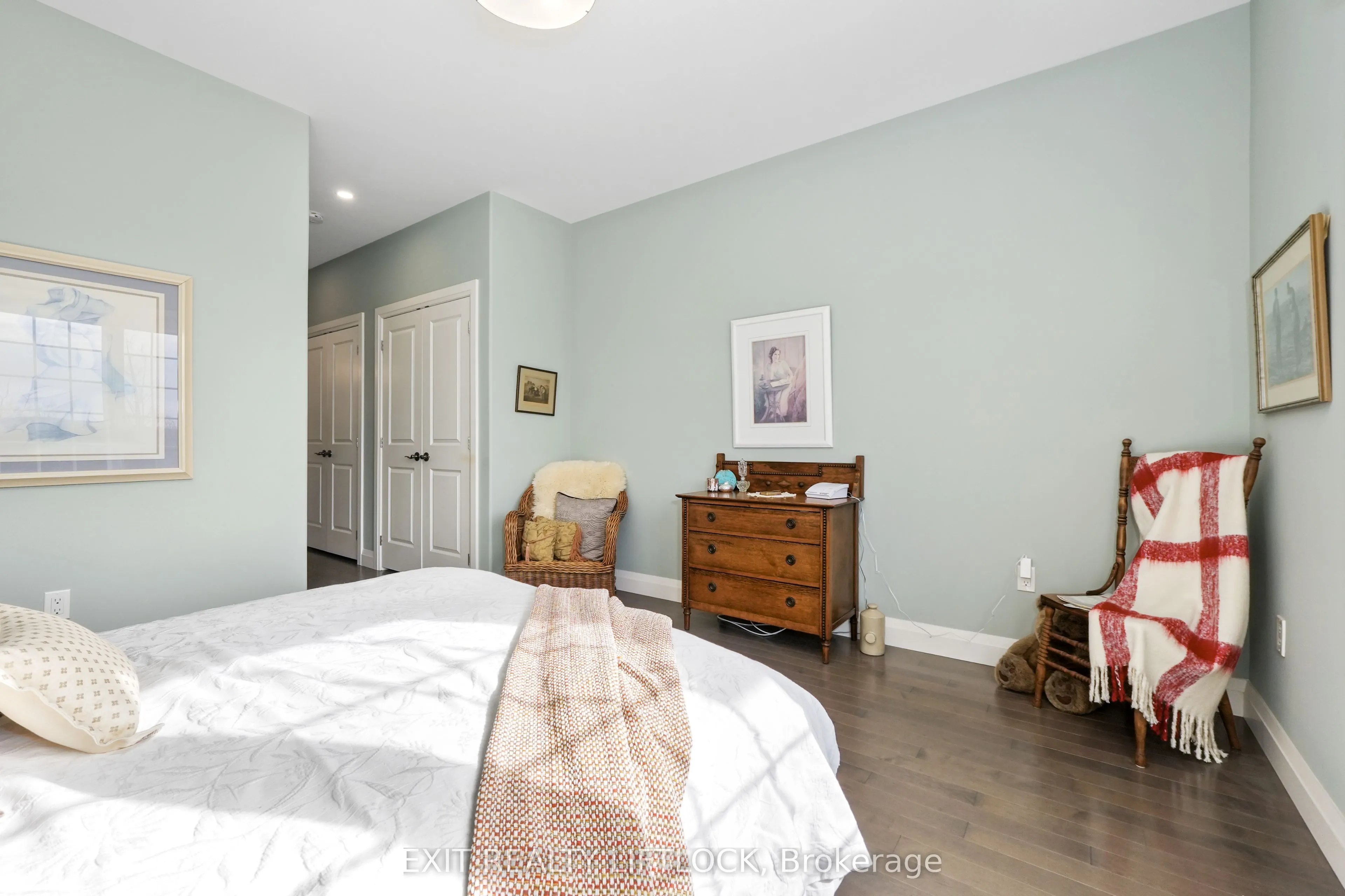 68 Blossom Court #10