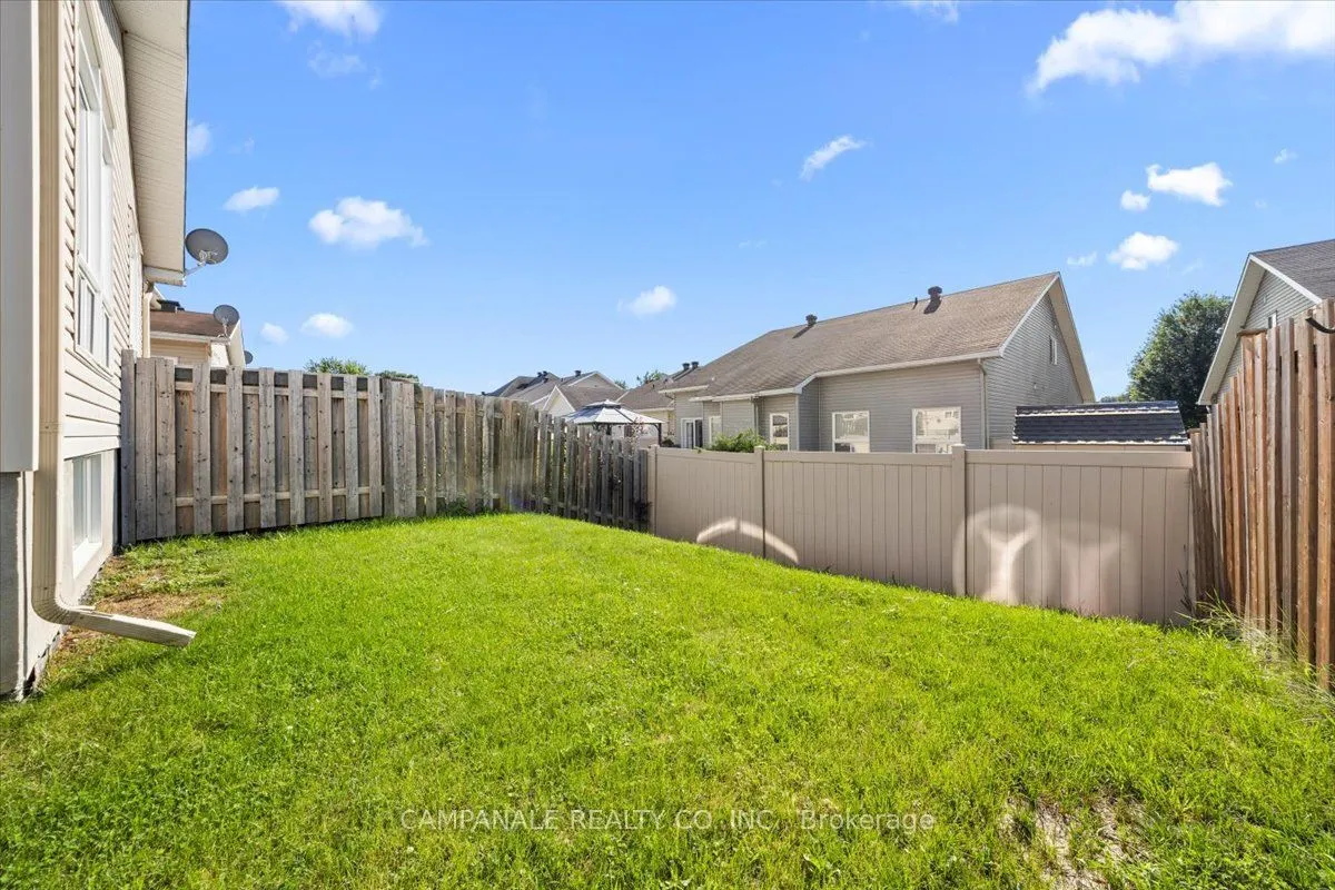 104 Wolff Crescent