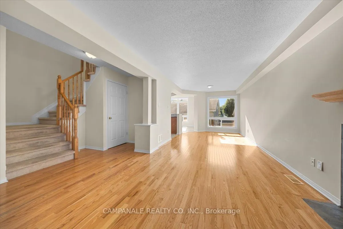 104 Wolff Crescent