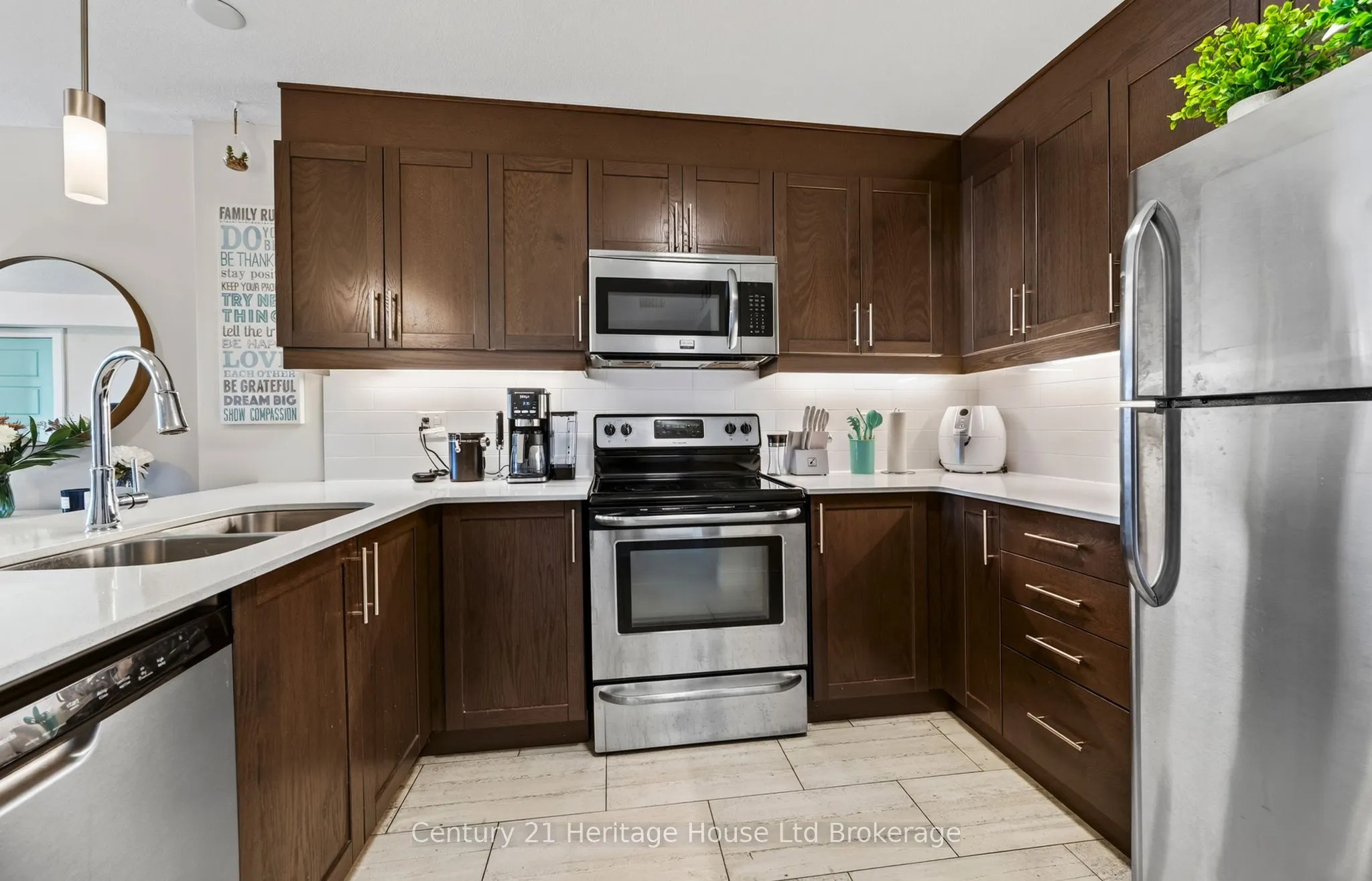 34 BROCK Street #301