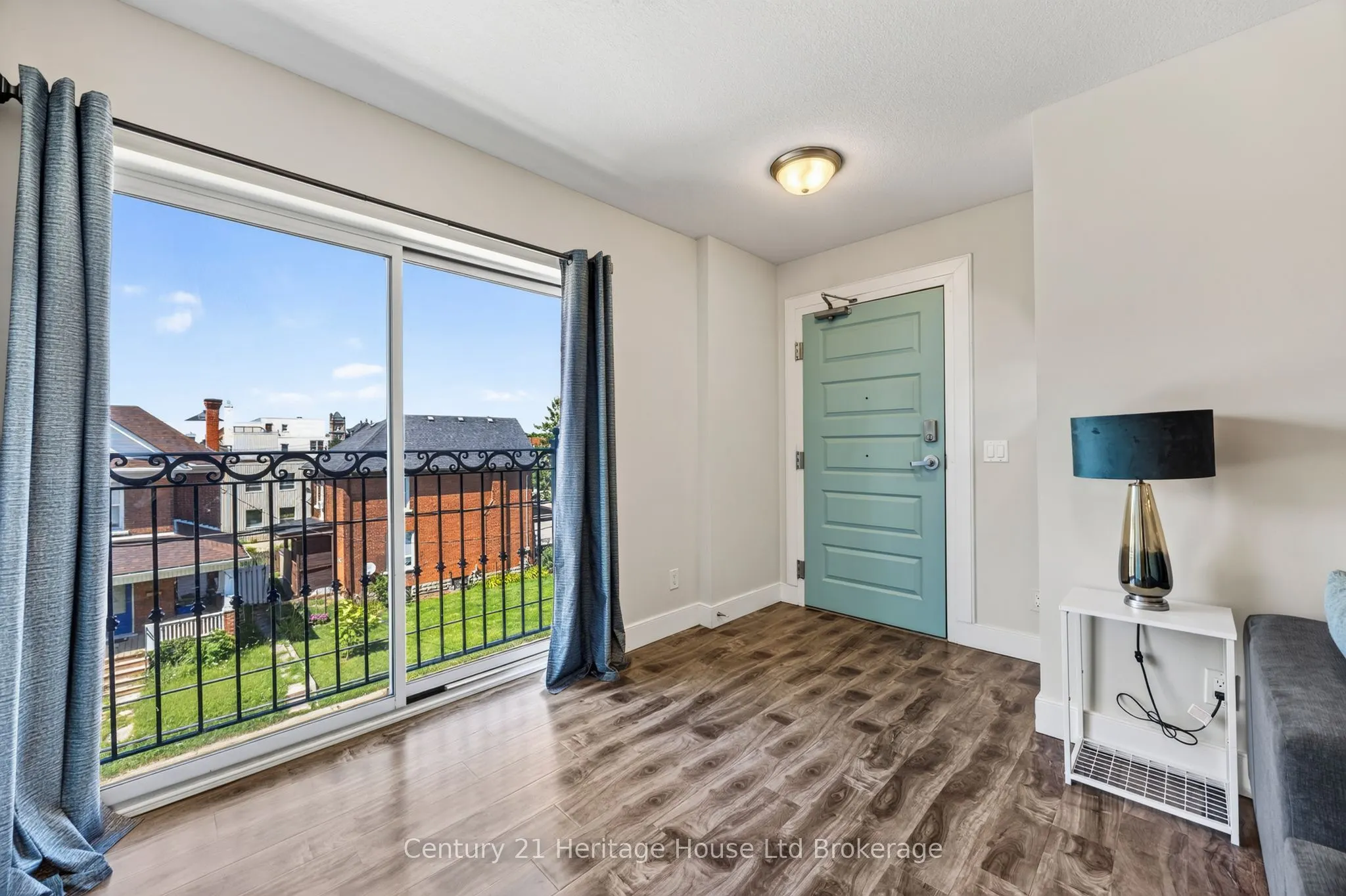 34 BROCK Street #301