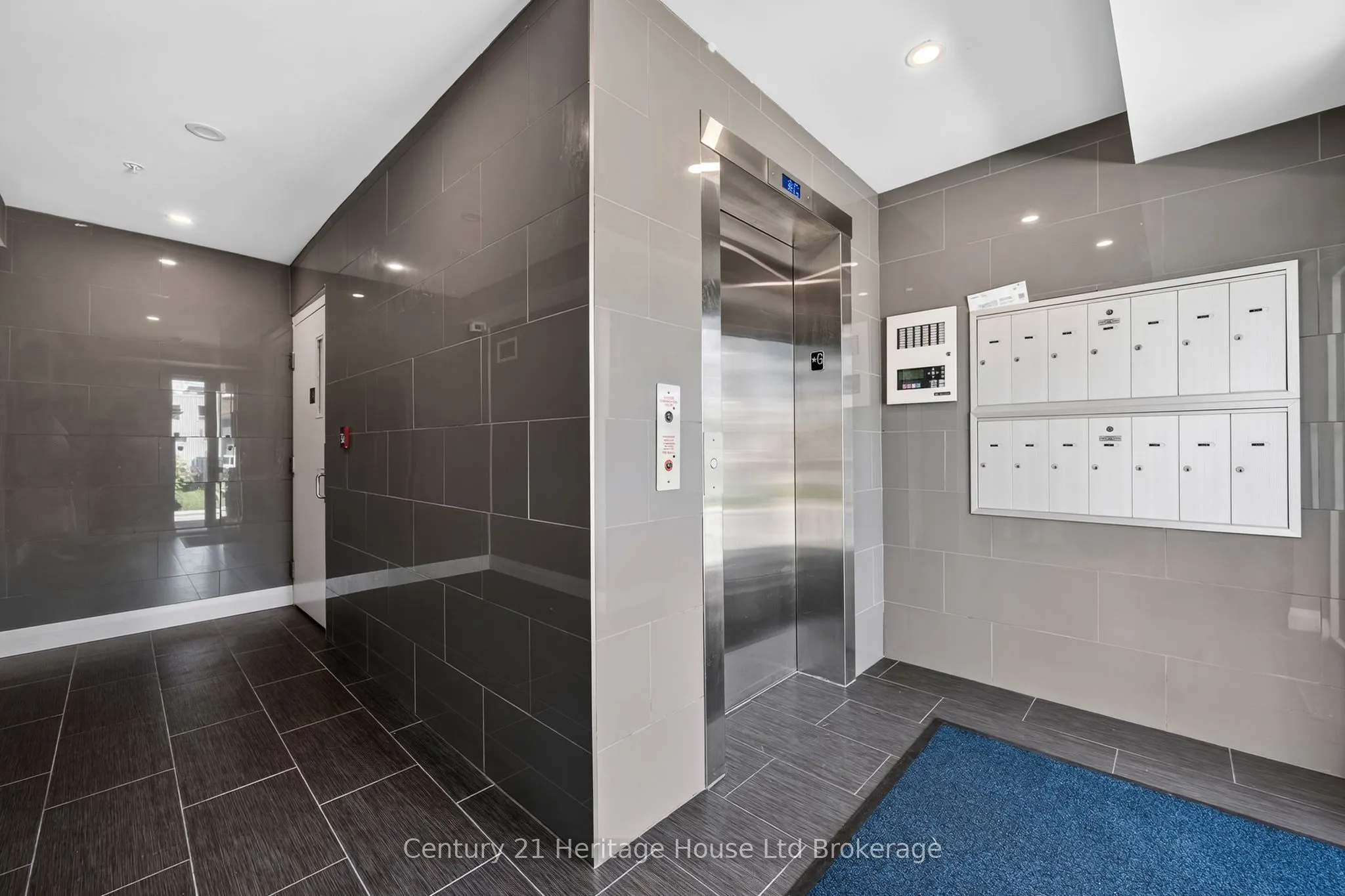 34 BROCK Street #301