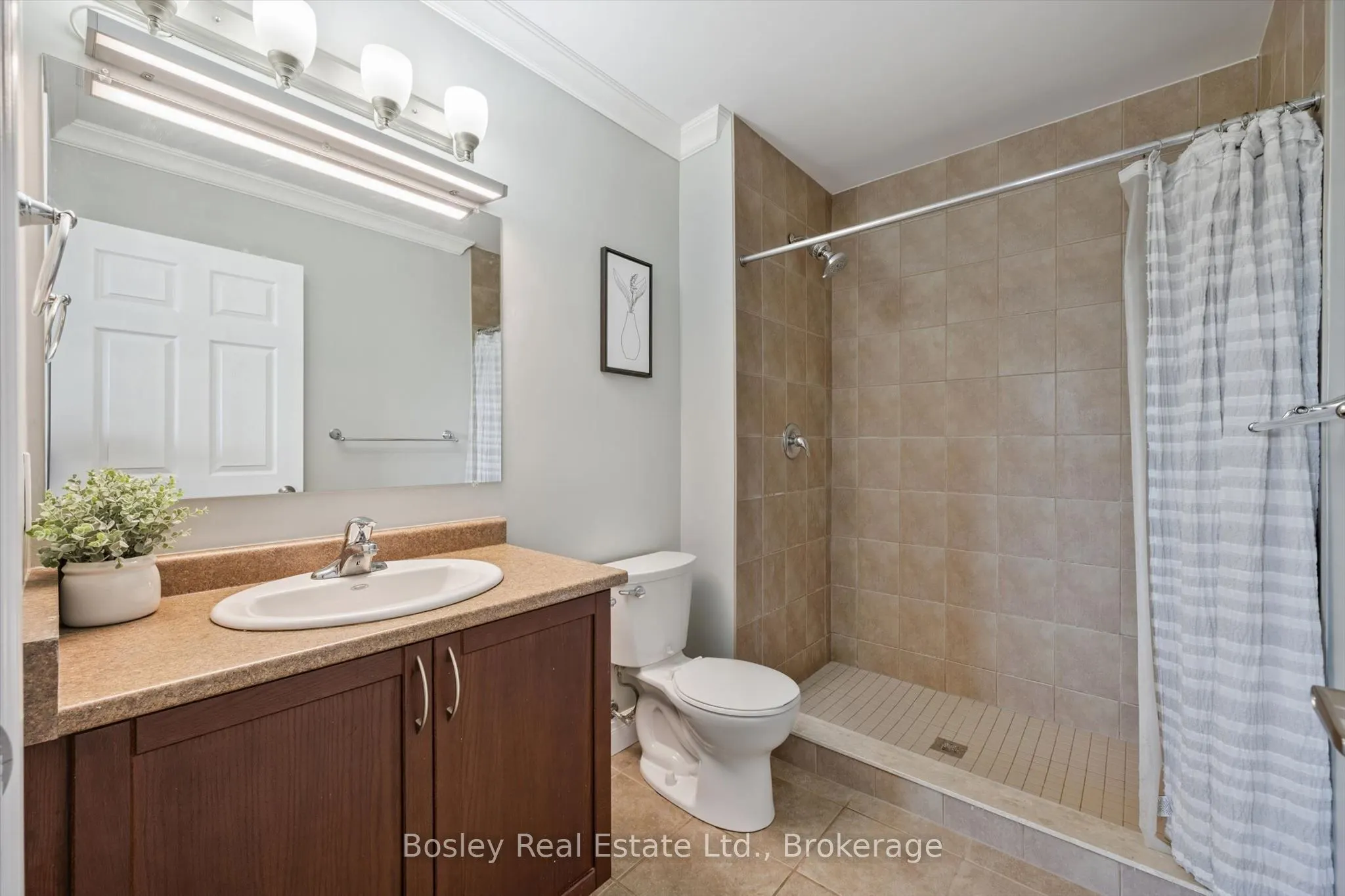 2 Colonial Drive #314