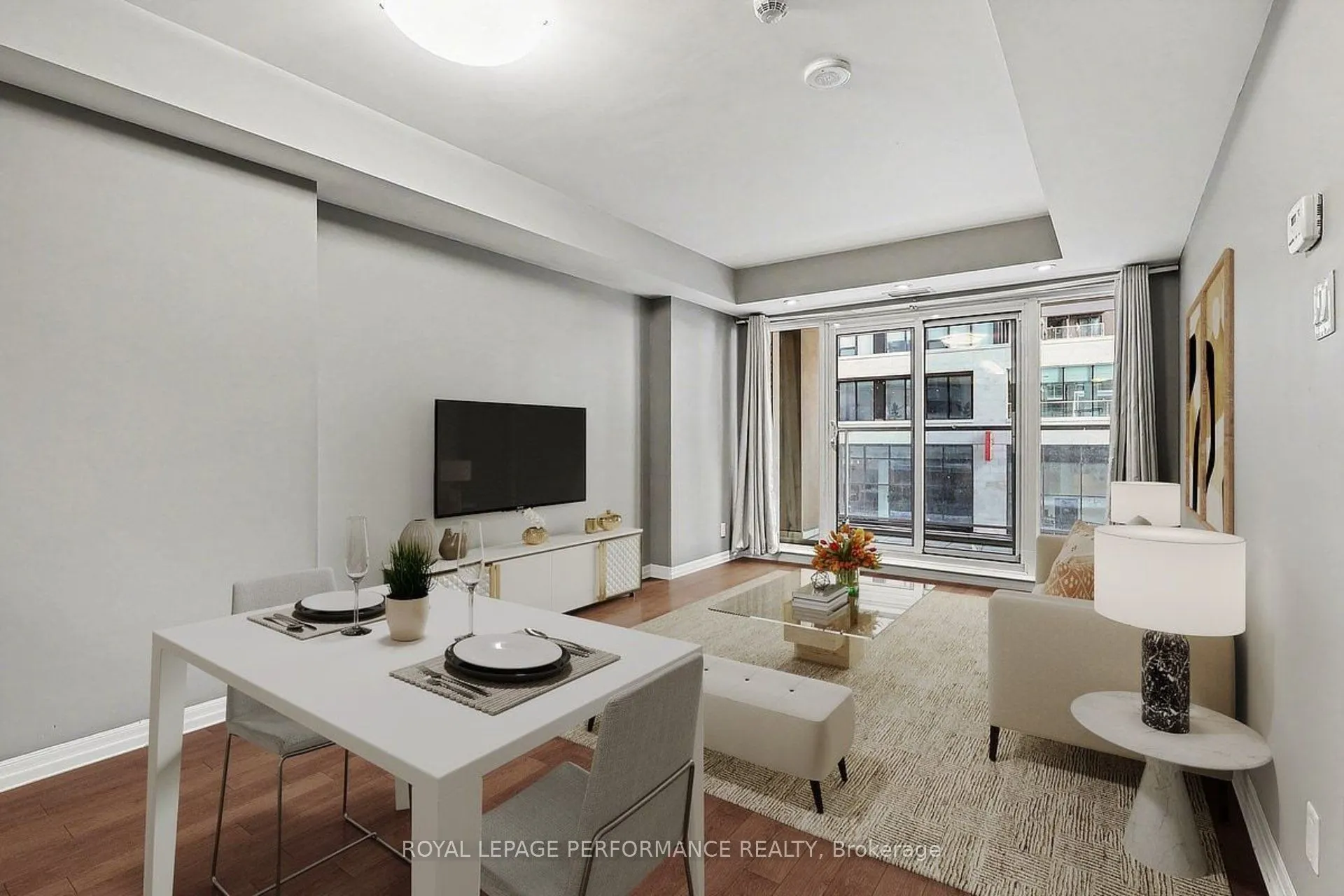 242 Rideau Street #204