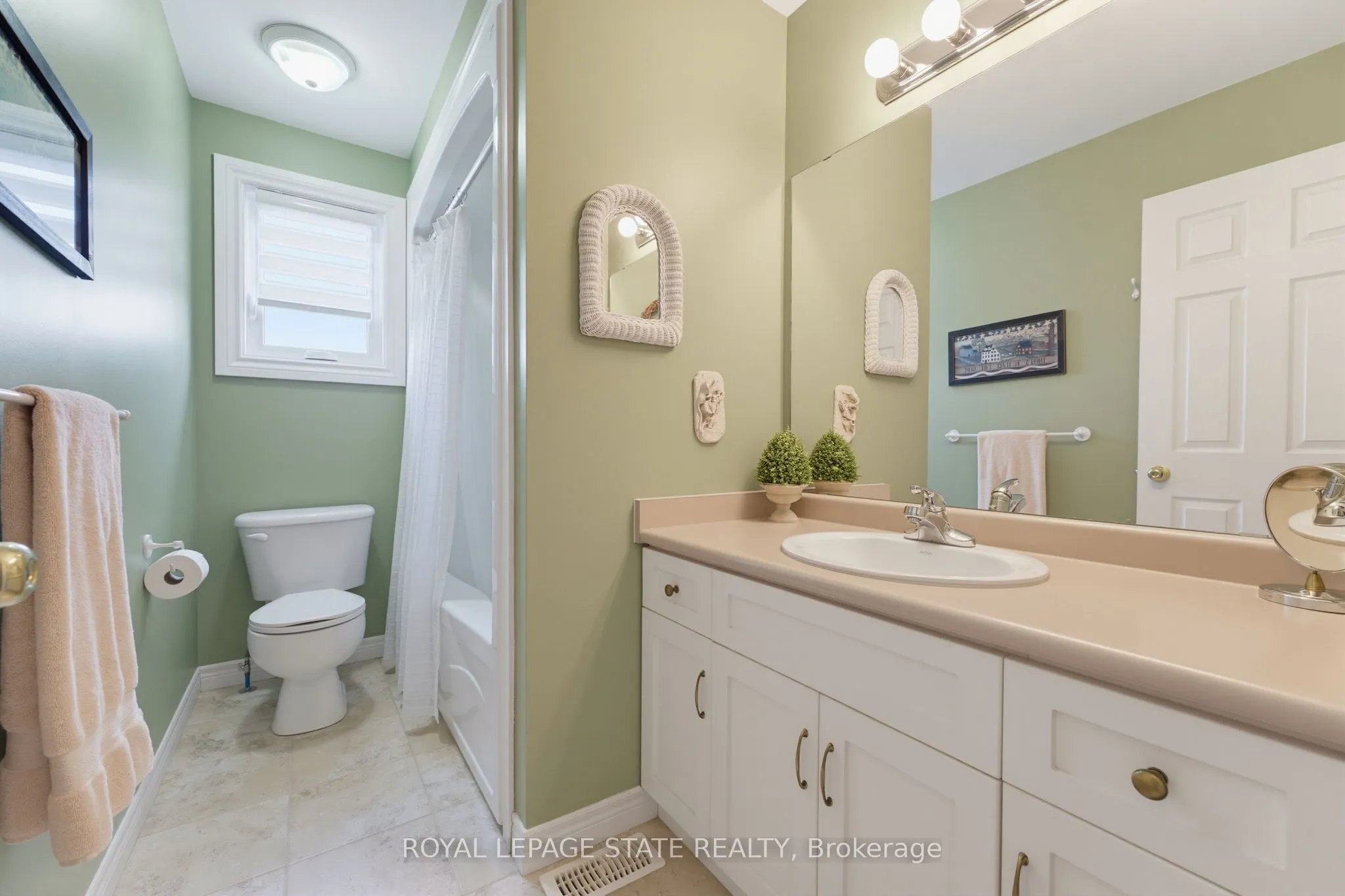 310 Southbrook Drive #17