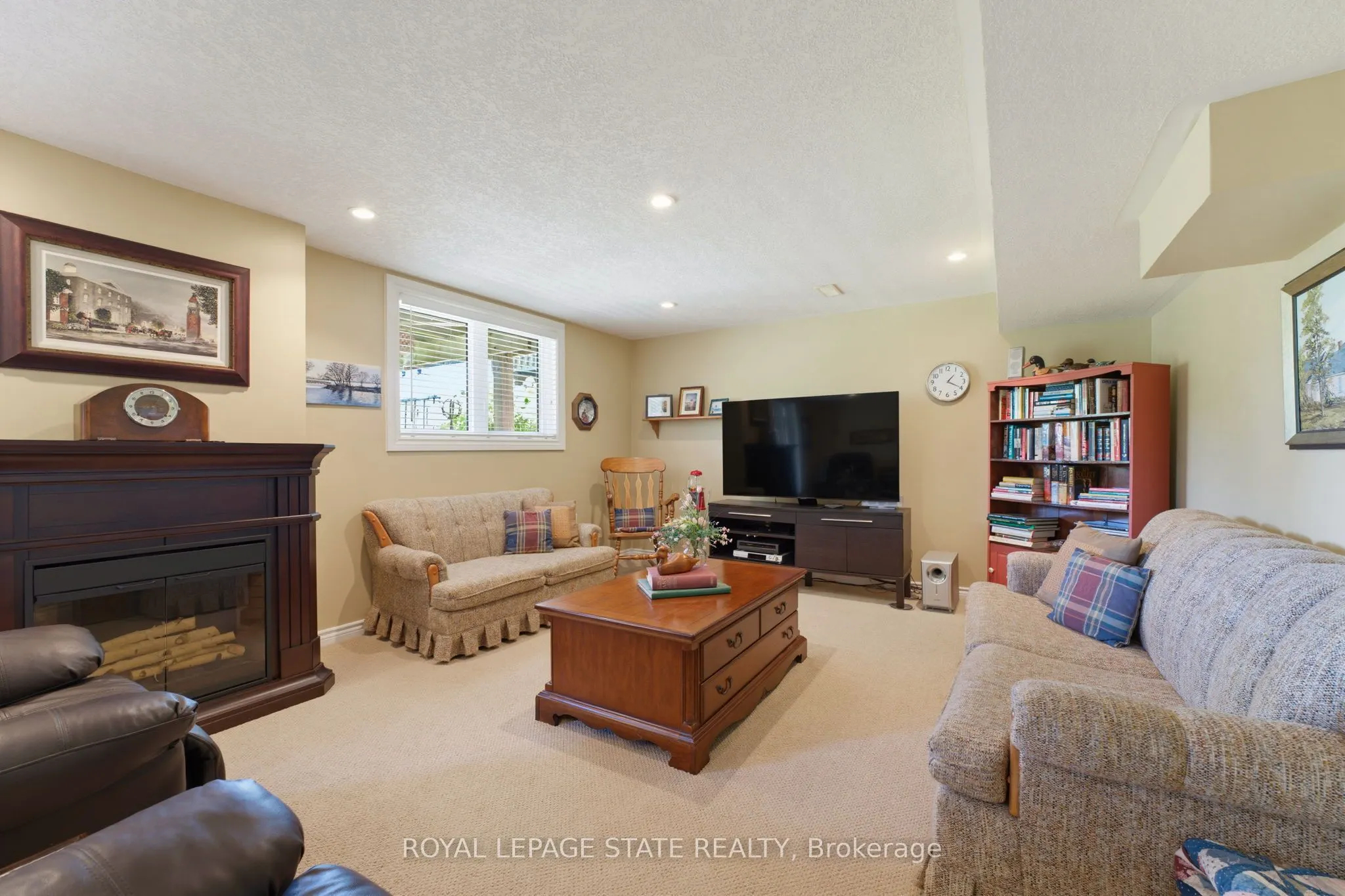 310 Southbrook Drive #17
