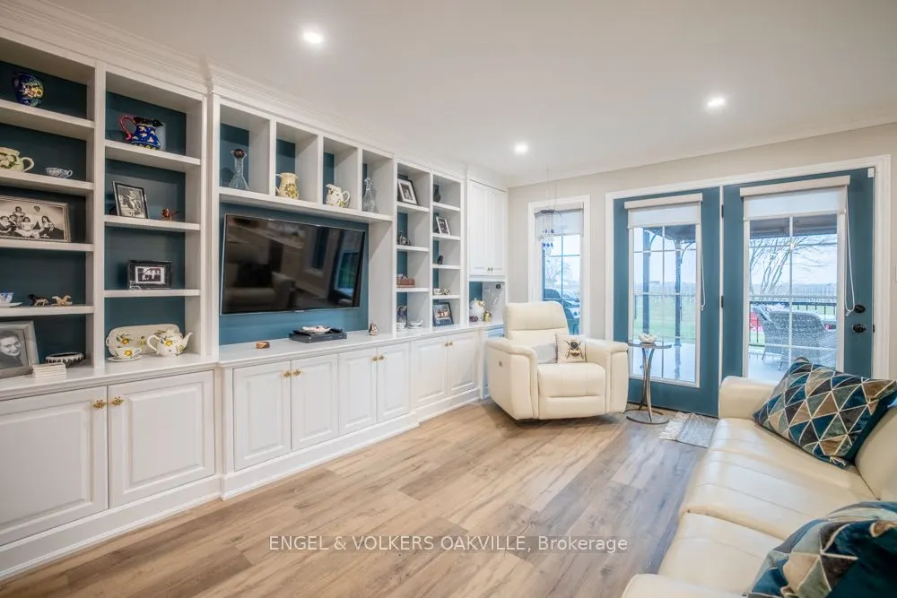 1372 Concession 6 Road