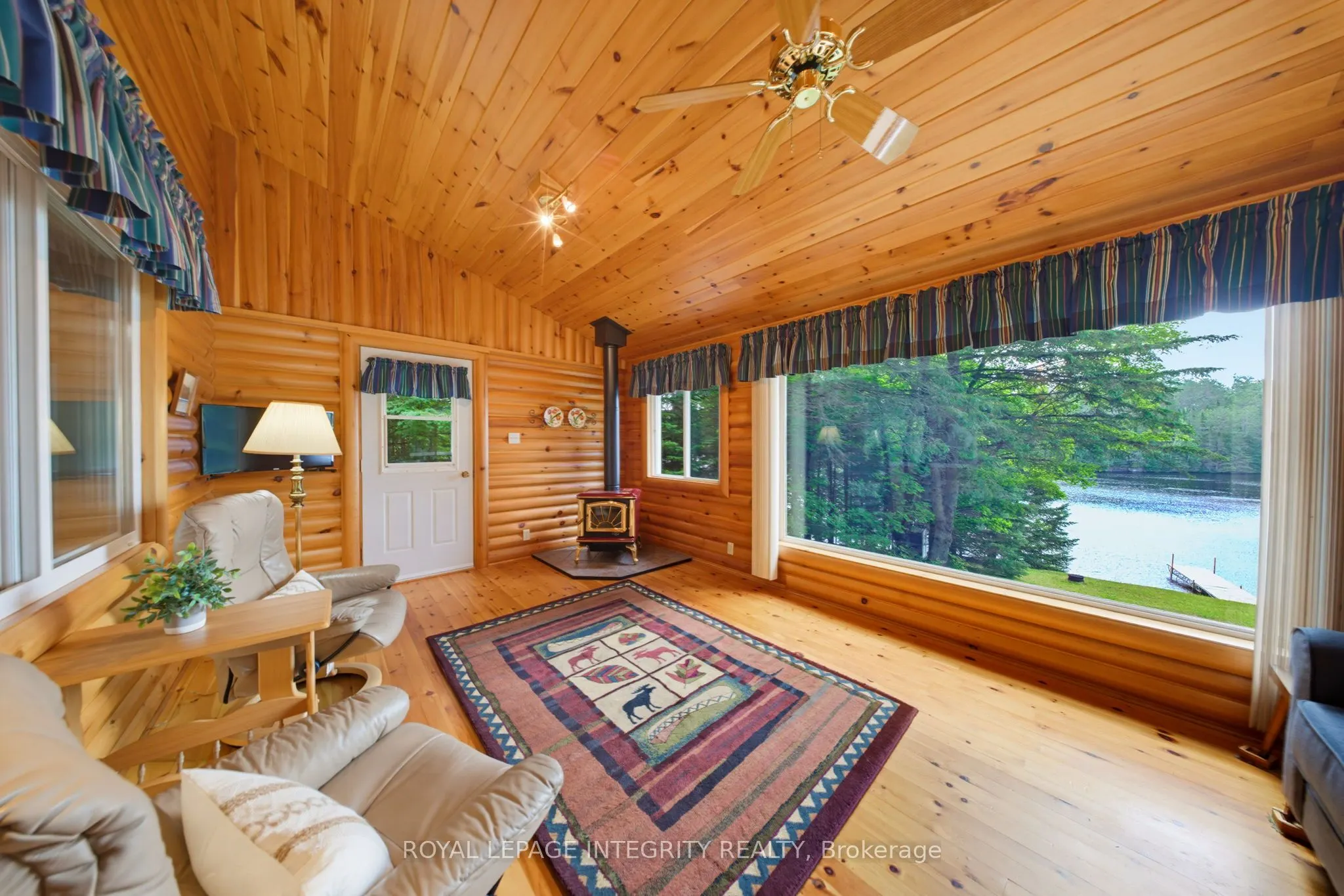 534 School House Lane