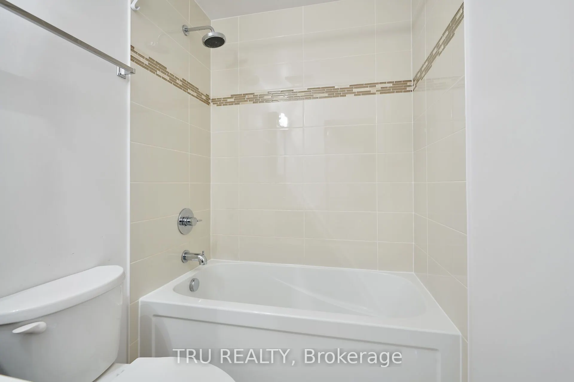 179 Metcalfe Street #1110