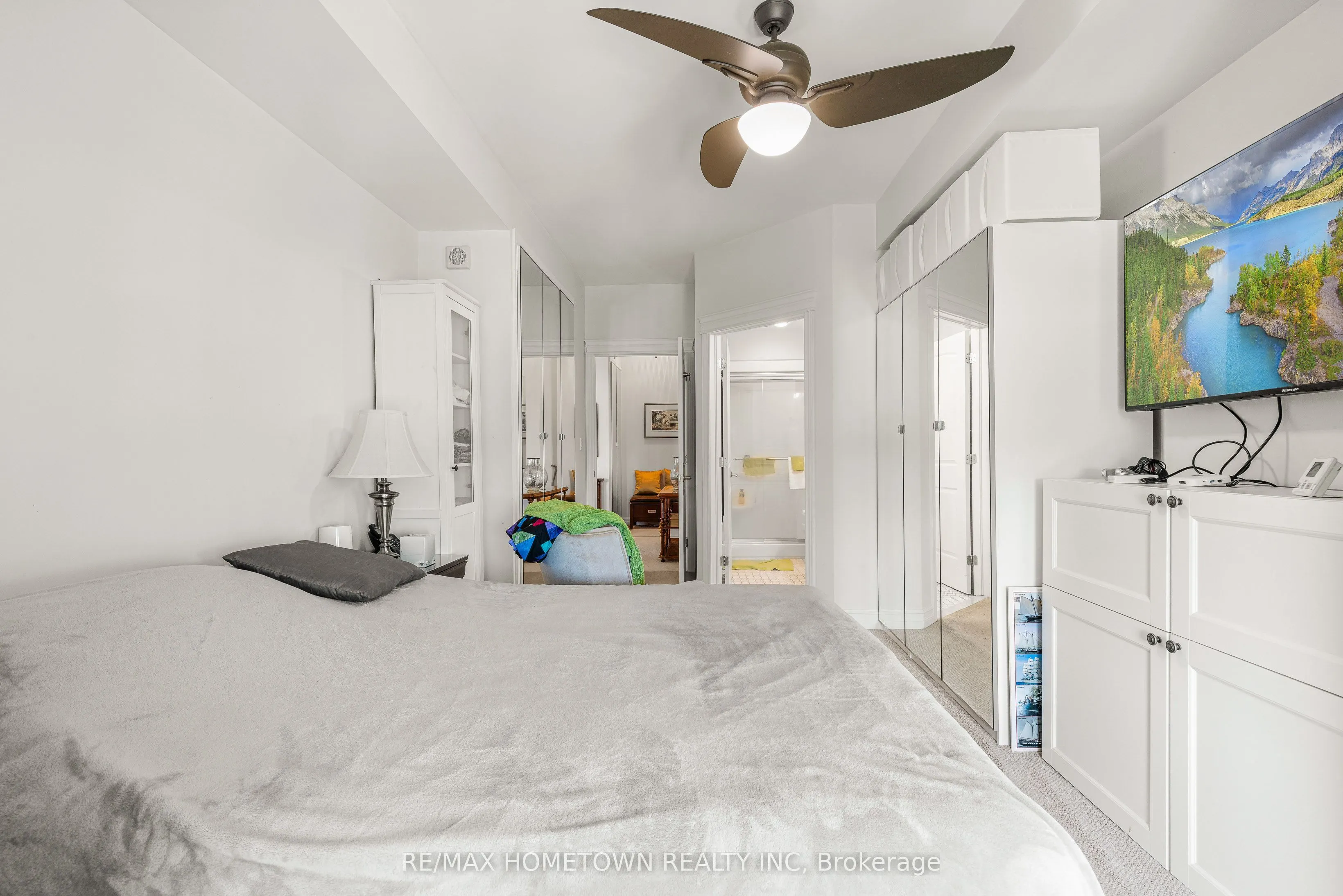 15 St Andrew Street #904