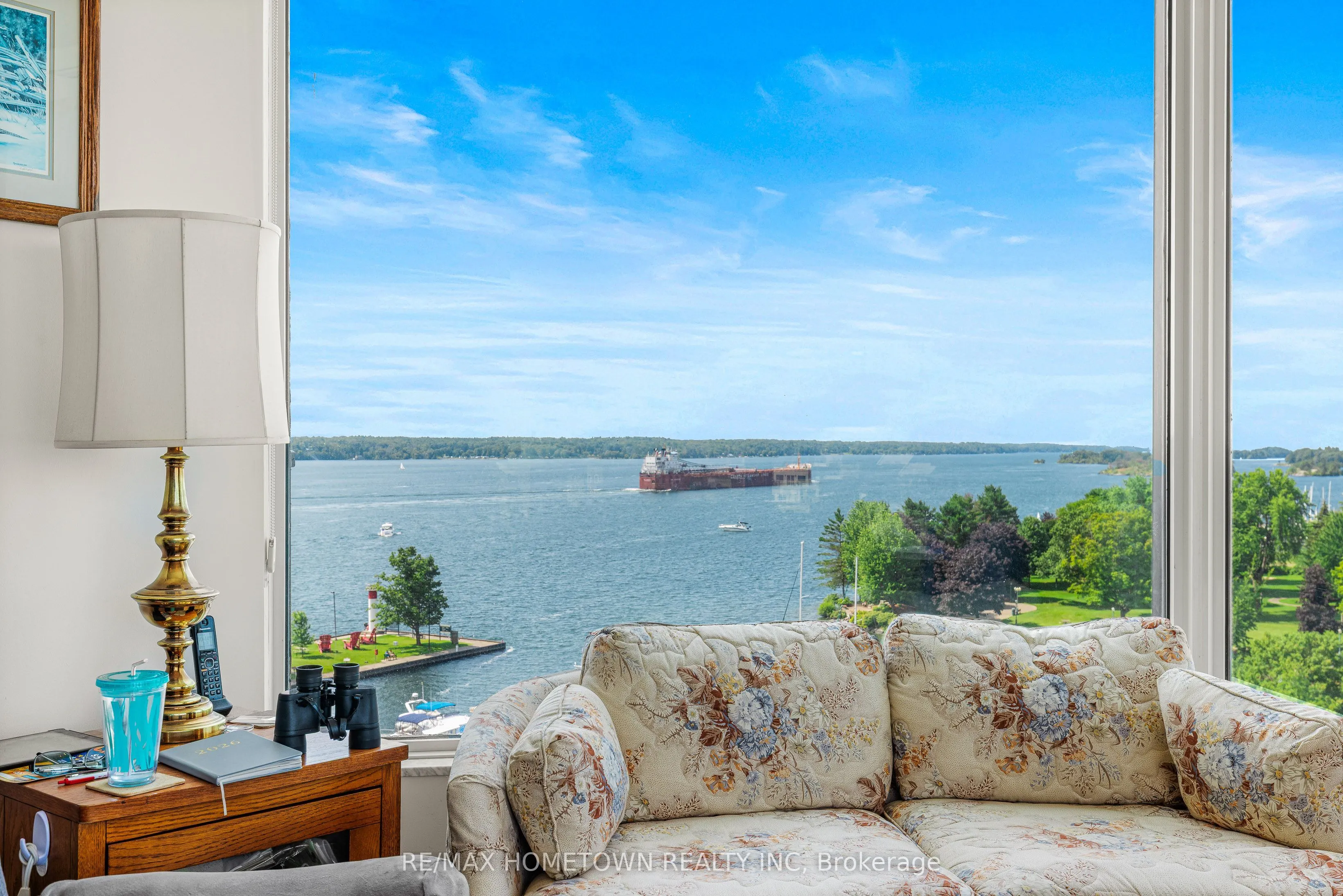 15 St Andrew Street #904