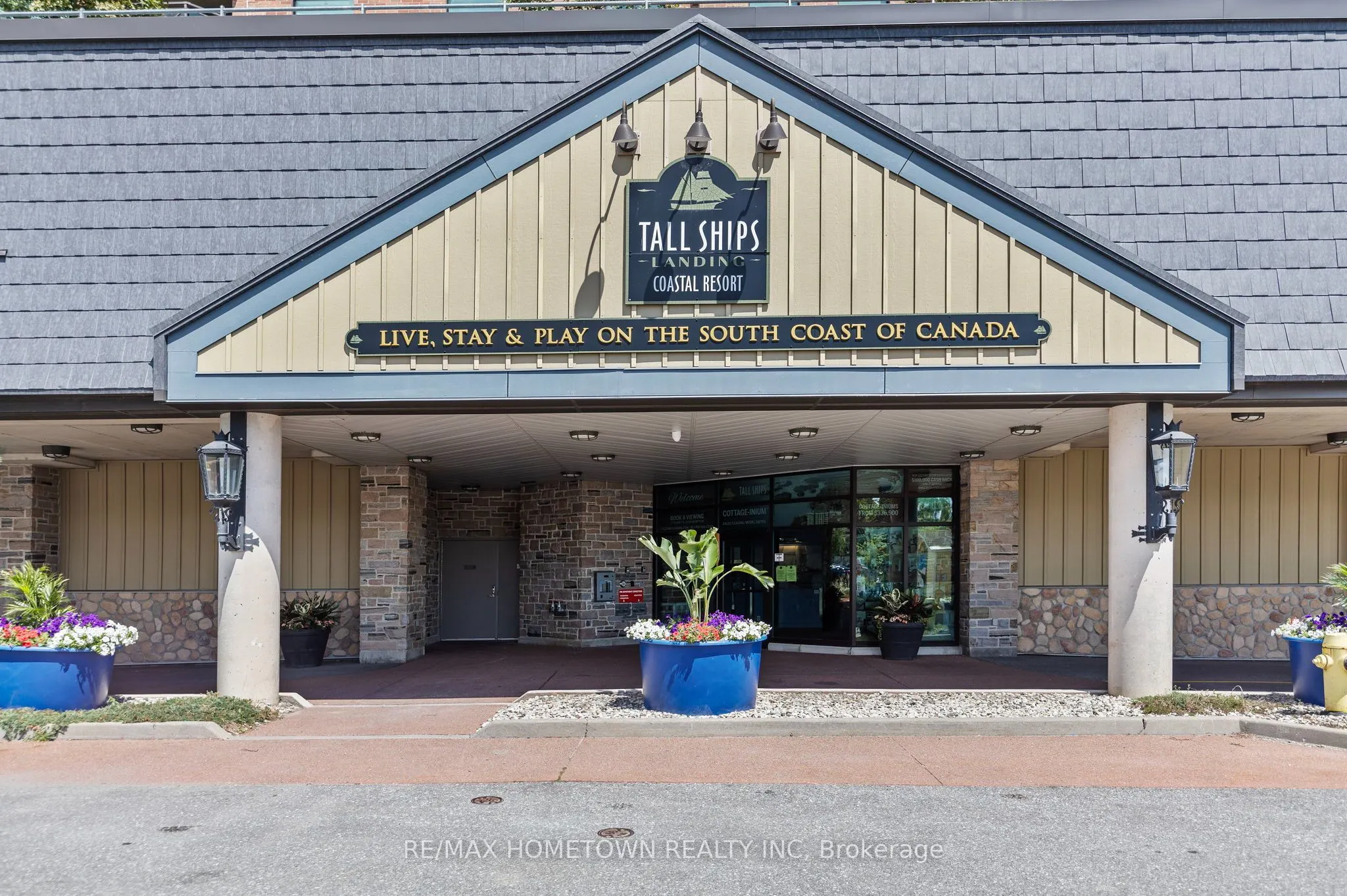 15 St Andrew Street #904